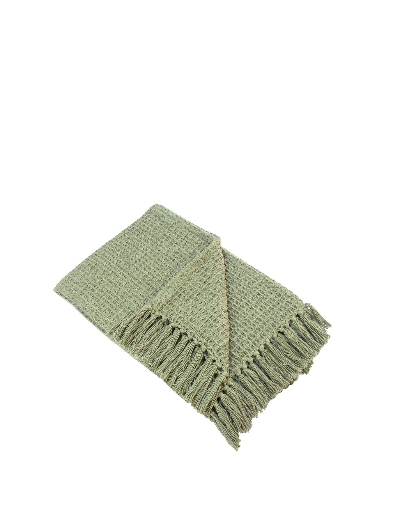 appletree-bruges-khaki-throw