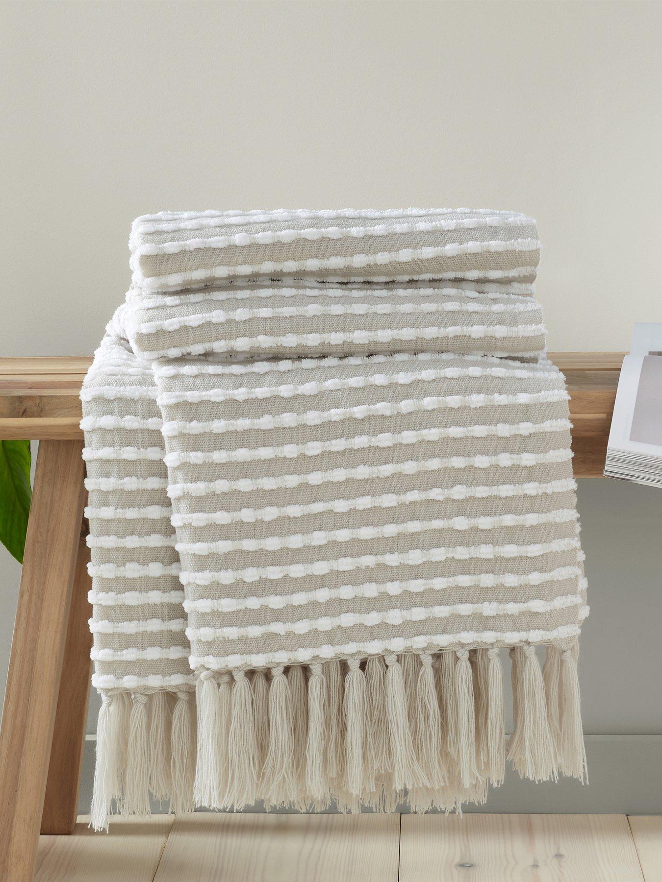 Catherine Lansfield Stab Stitch Throw