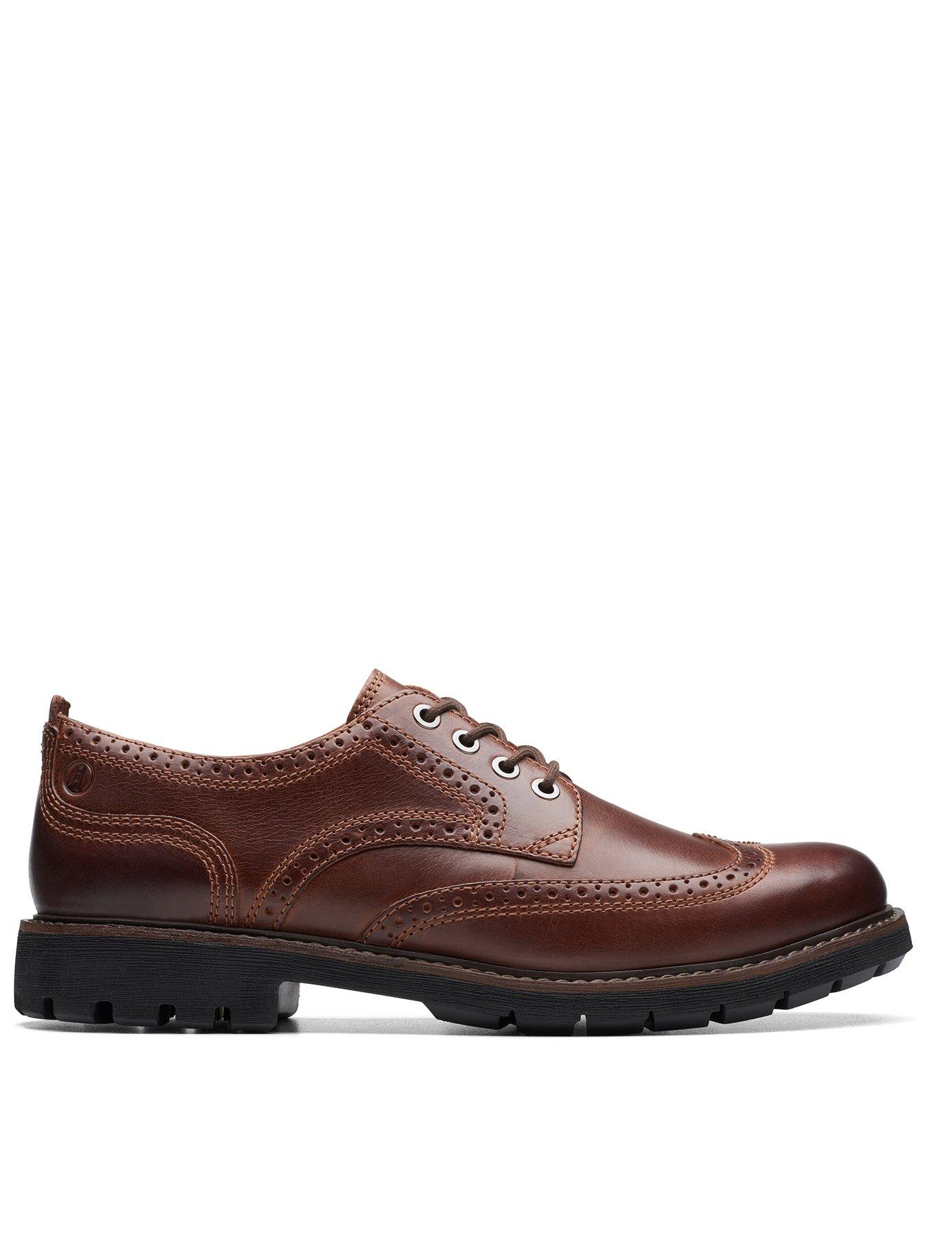 clarks-batcombe-far-brogue-shoes-beigefront