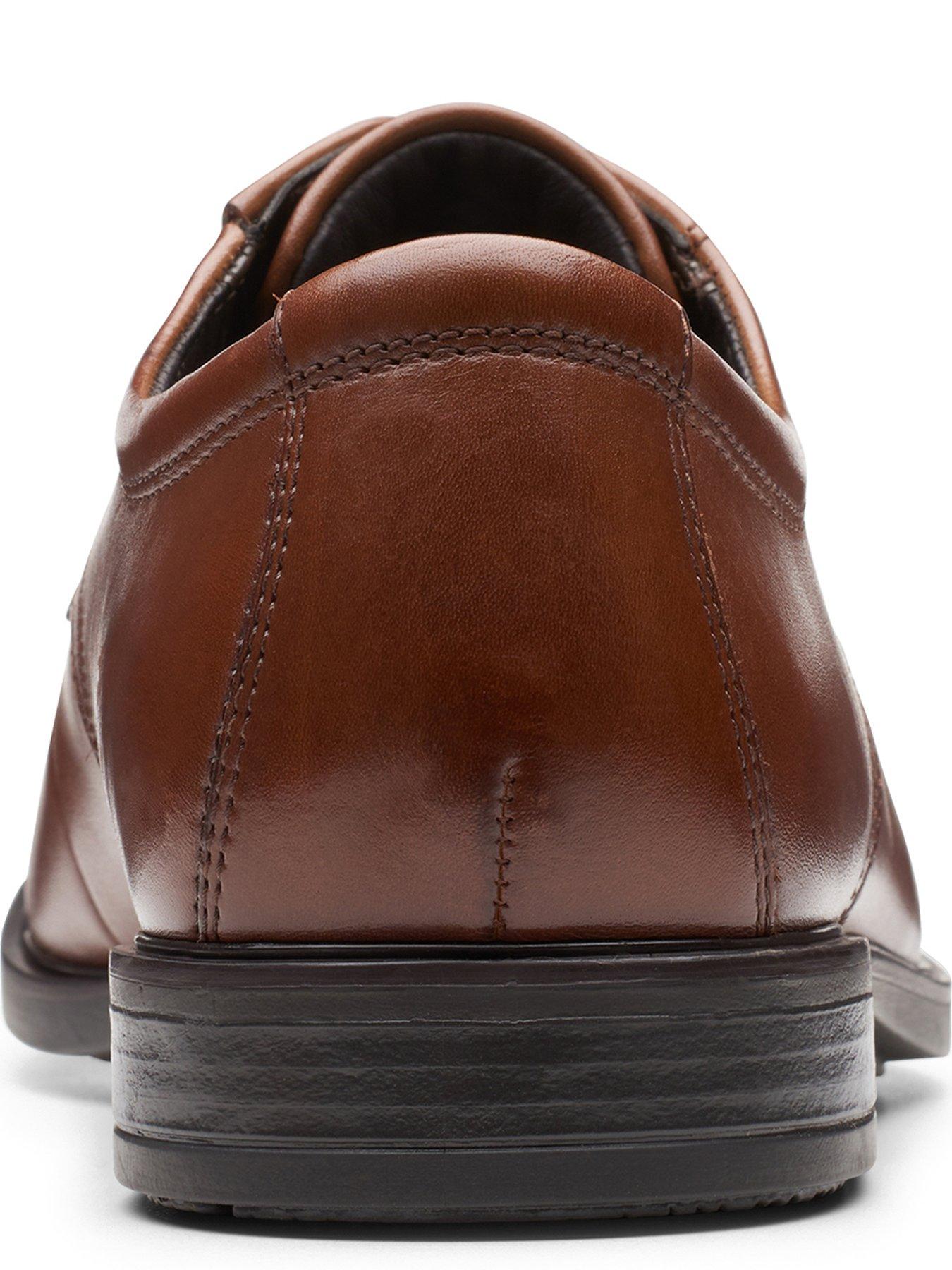 clarks-wide-fit-howard-walk-oxford-shoes-brownstillFront