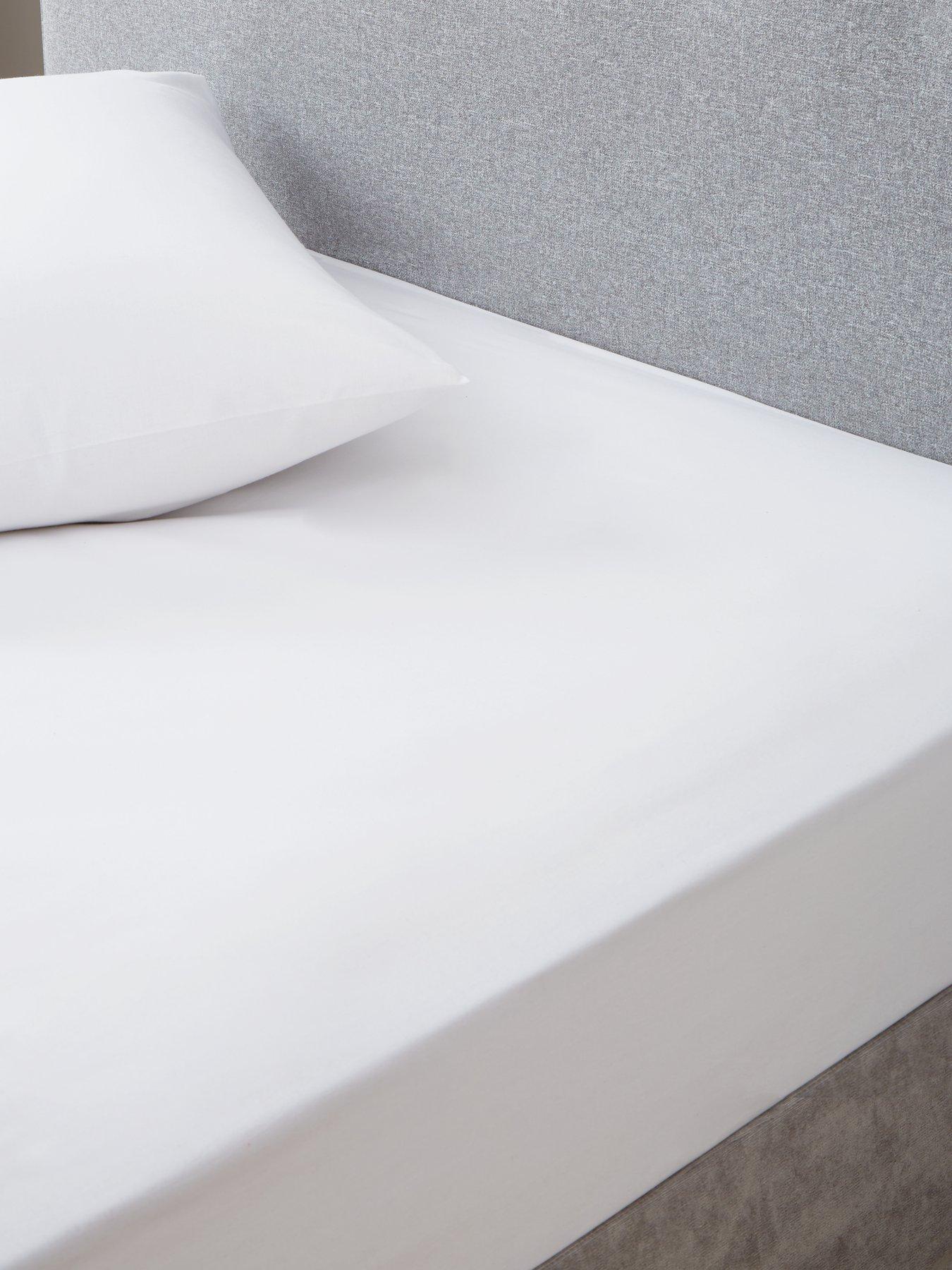 the-very-collection-easy-care-polycotton-extra-deep-28-cm-fitted-sheet