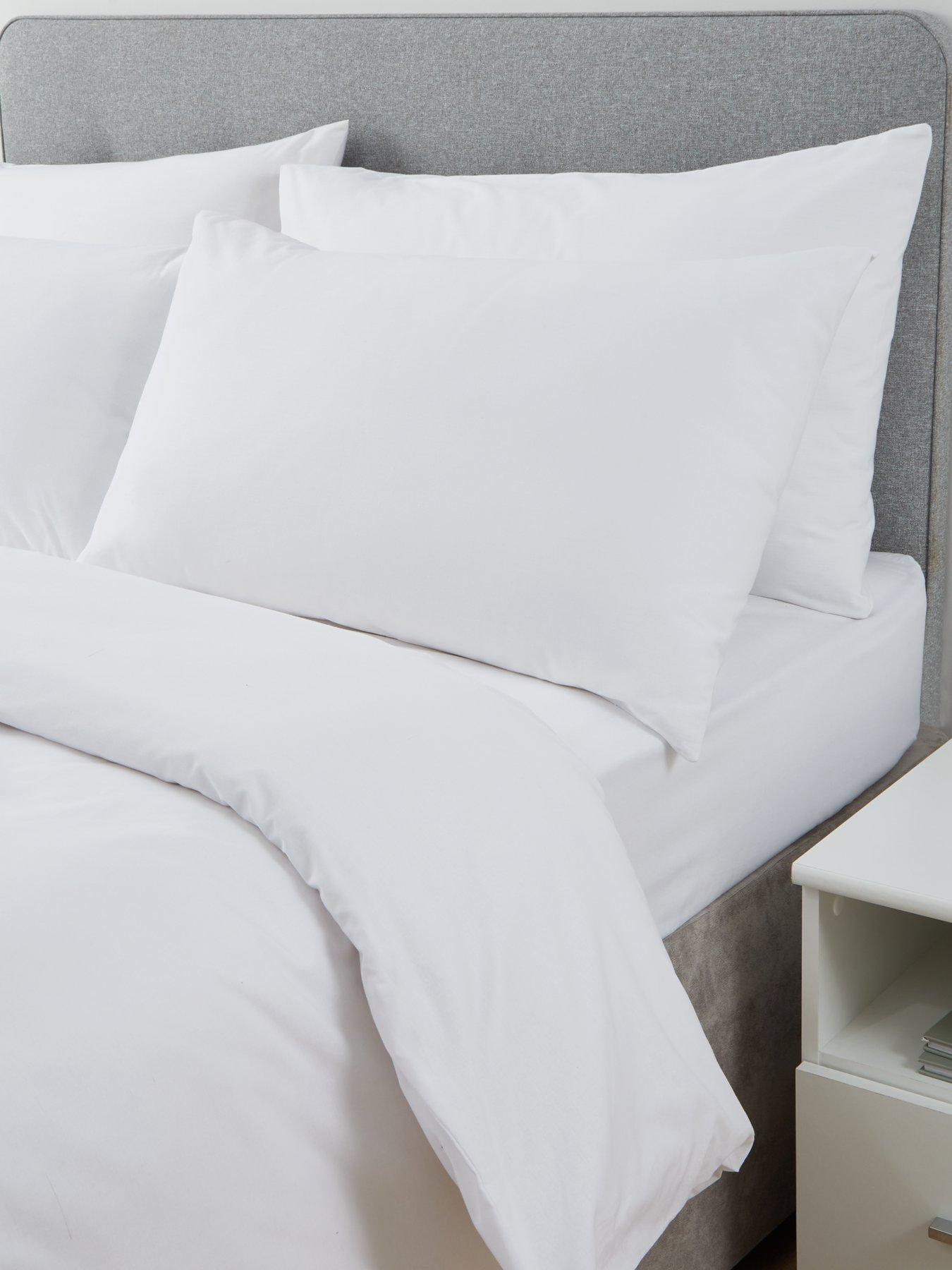 Image 3 of 5 of The Very Collection Easy Care Polycotton&nbsp;Duvet Cover Set