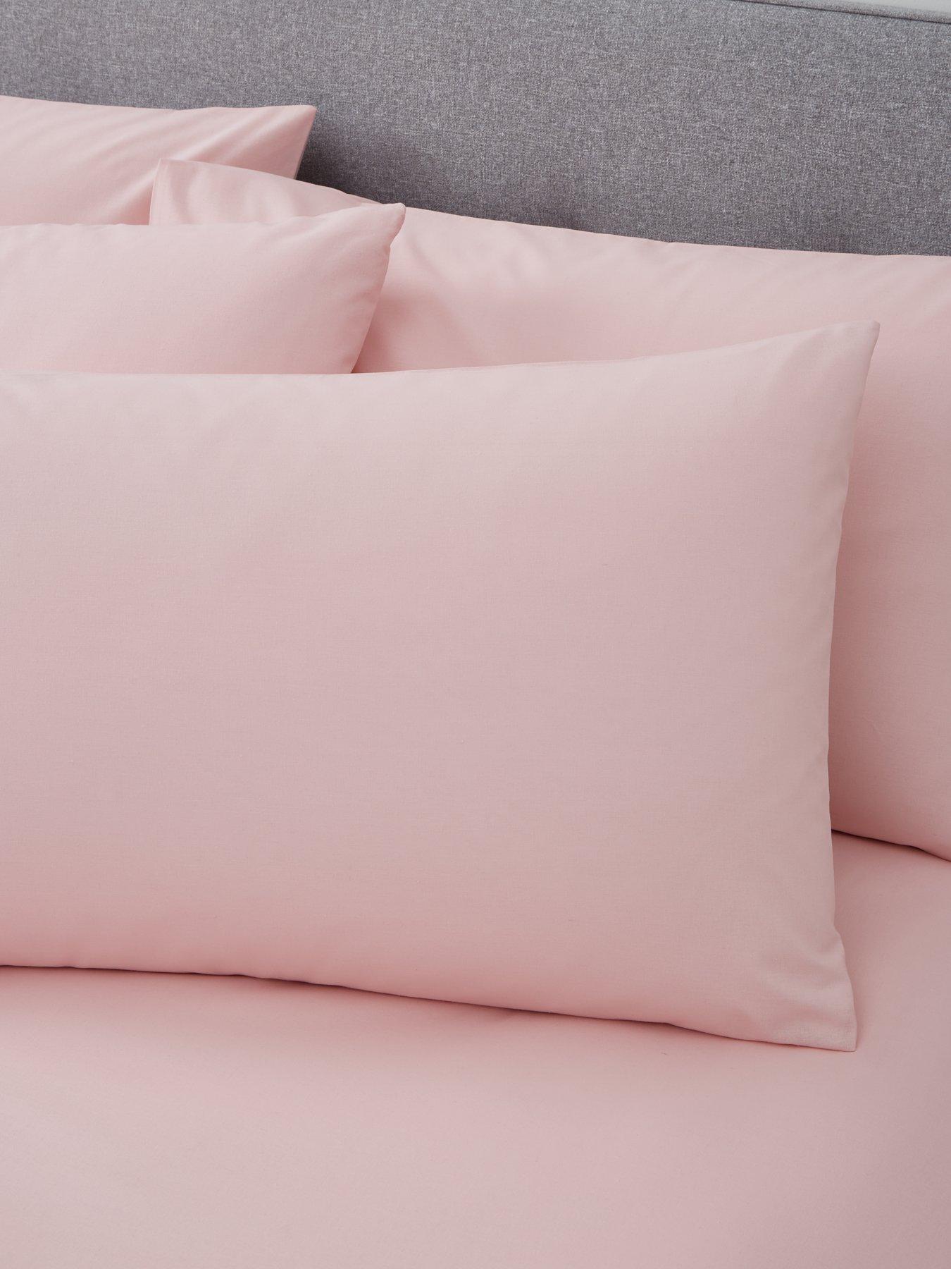 Image 3 of 4 of Everyday 144 Thread Count Standard Pillowcases