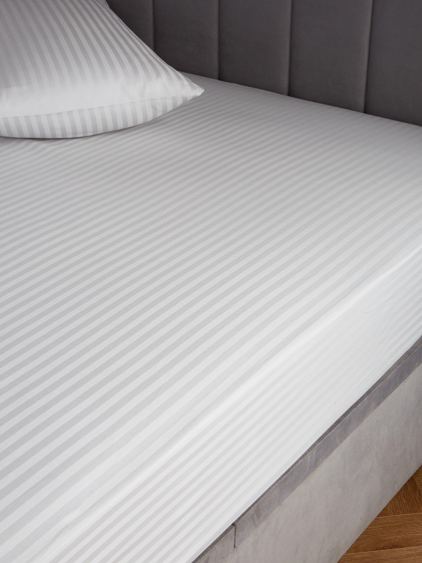 the-very-collection-300-thread-count-soft-touch-sateen-stripe-extra-deep-32-cm-fitted-sheet