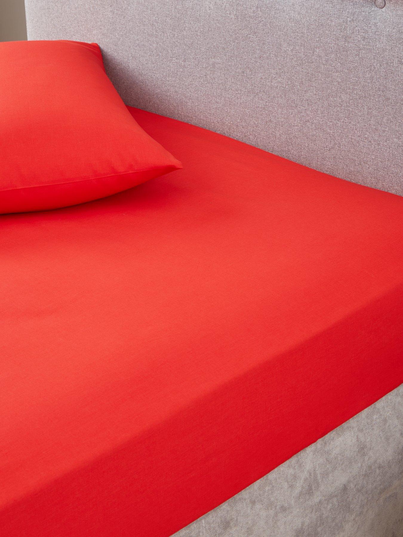 undefined Easy Care Polycotton Extra Deep 28 cm Fitted Sheet