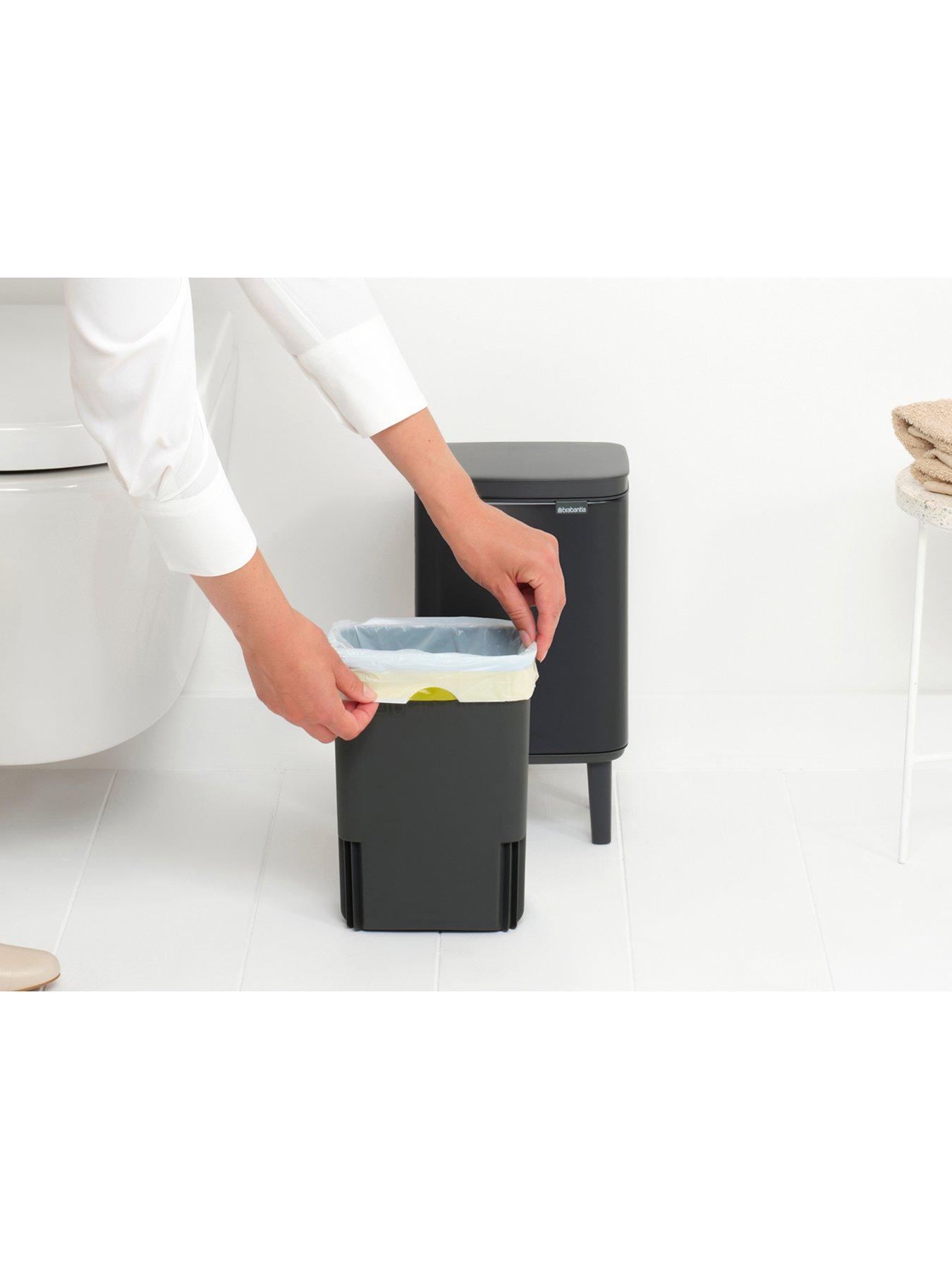 brabantia-bo-hi-4-litre-bathroom-bin-blackdetail