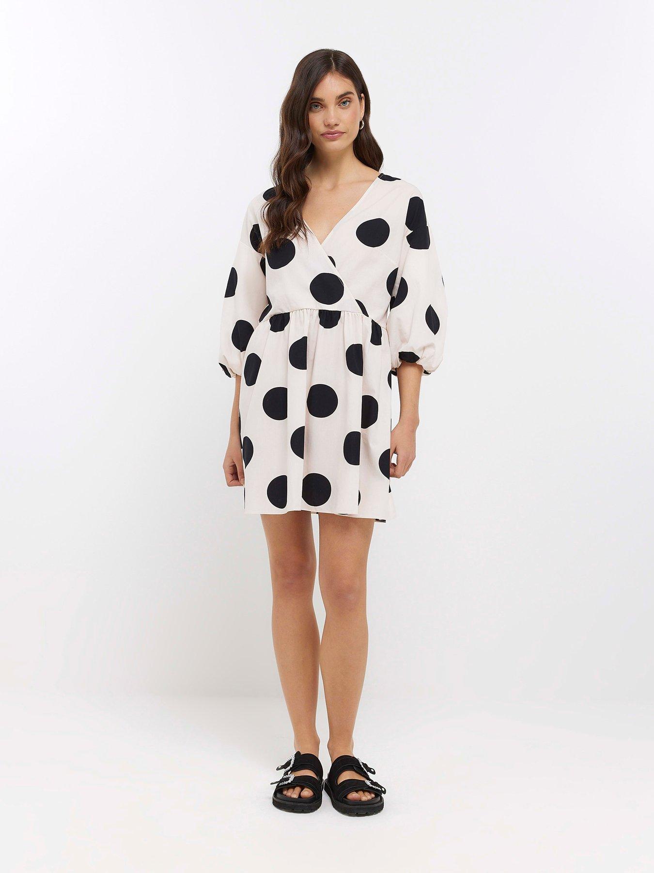 river-island-puff-sleeve-mini-dress-whiteback