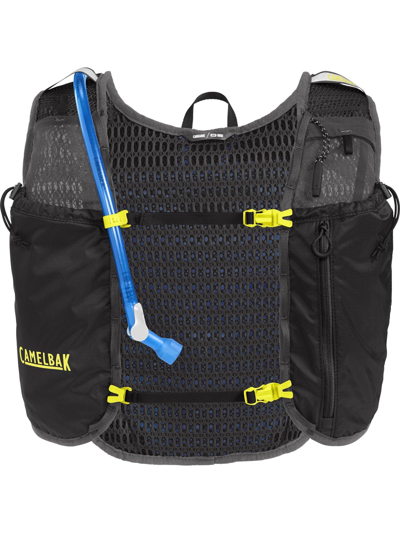 camelbak-circuit-vest-5l-with-15l-reservoirdetail