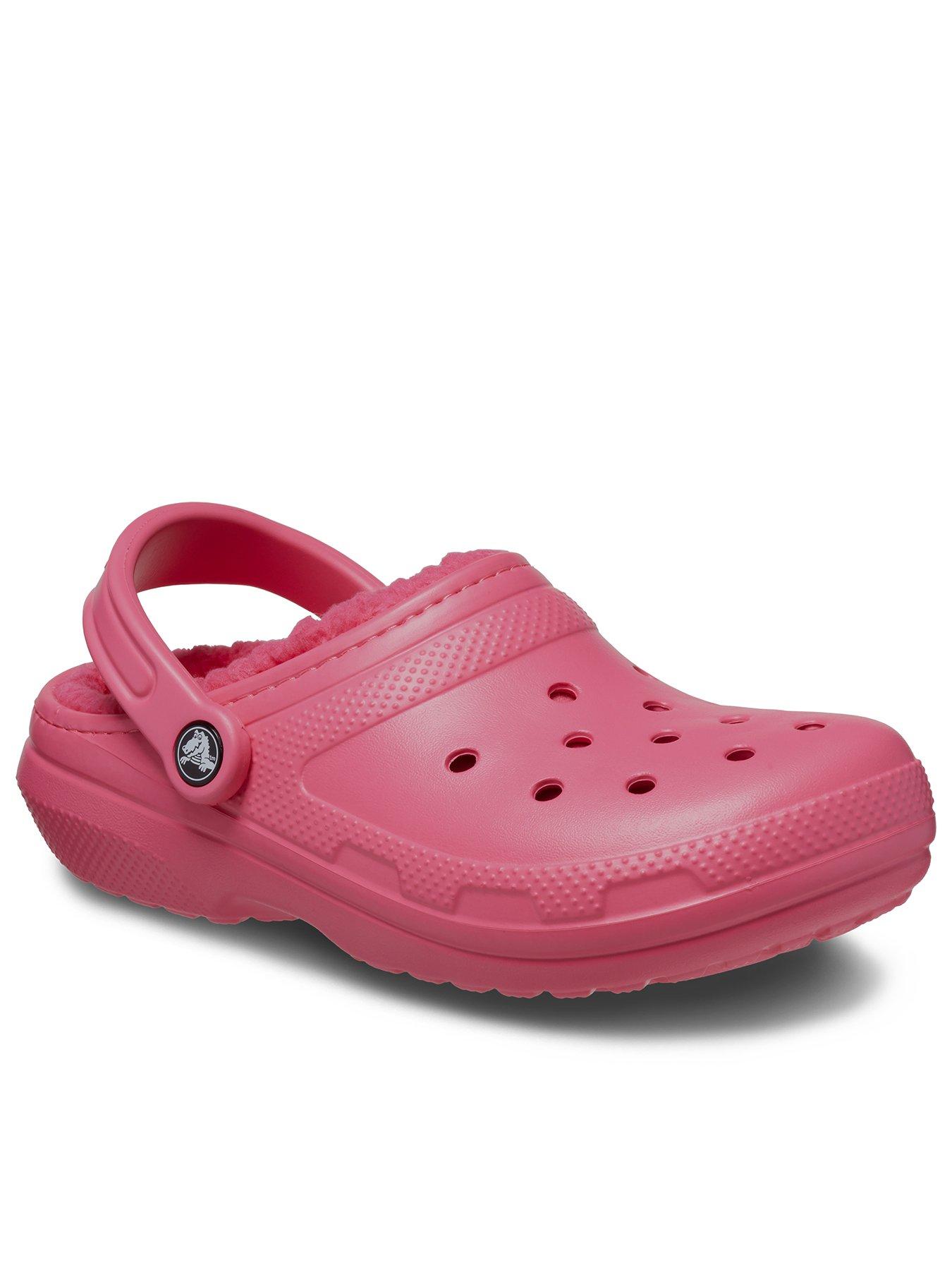 Baby pink 2024 fur crocs