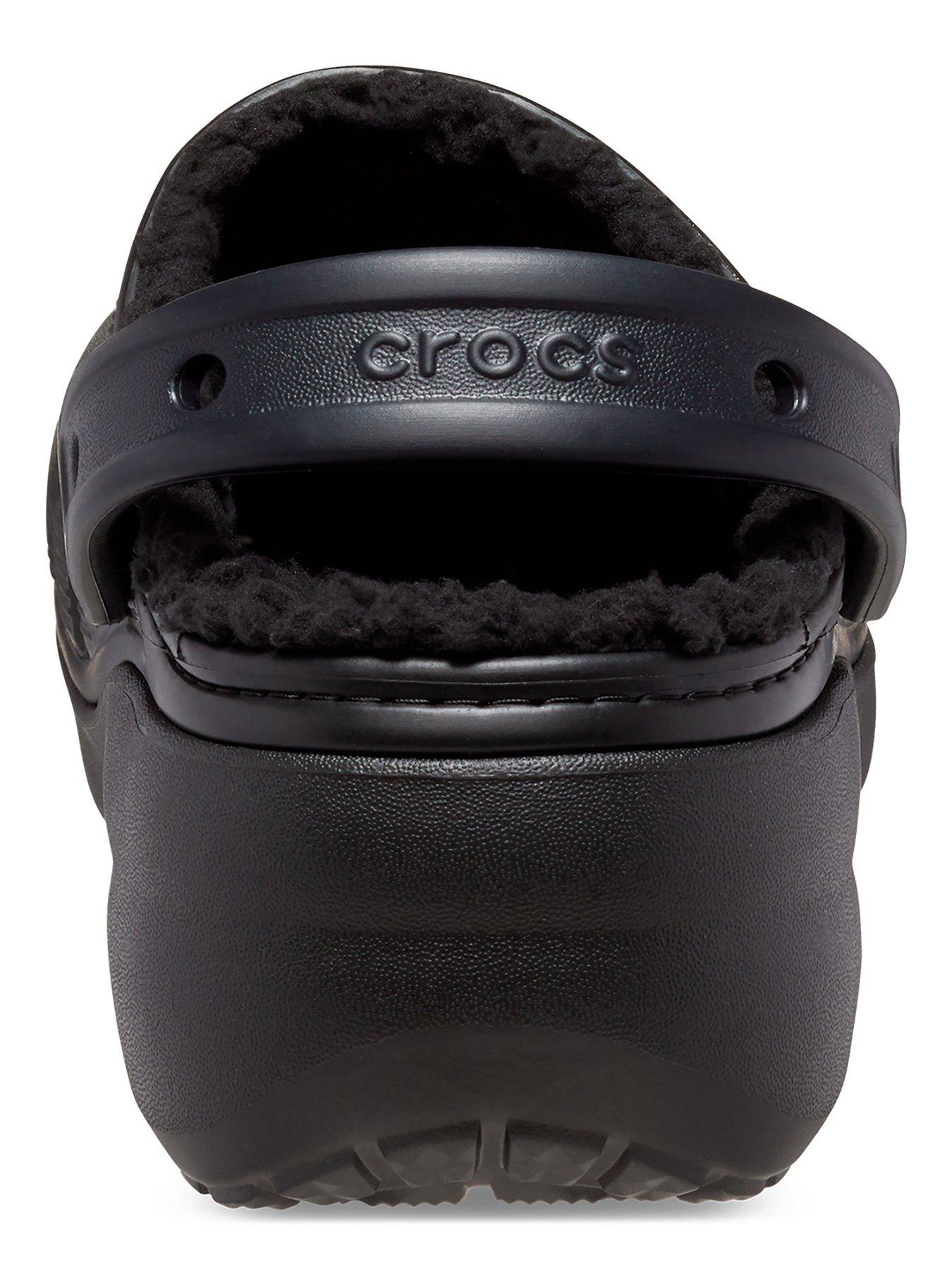 crocs-classic-platform-lined-blackstillFront