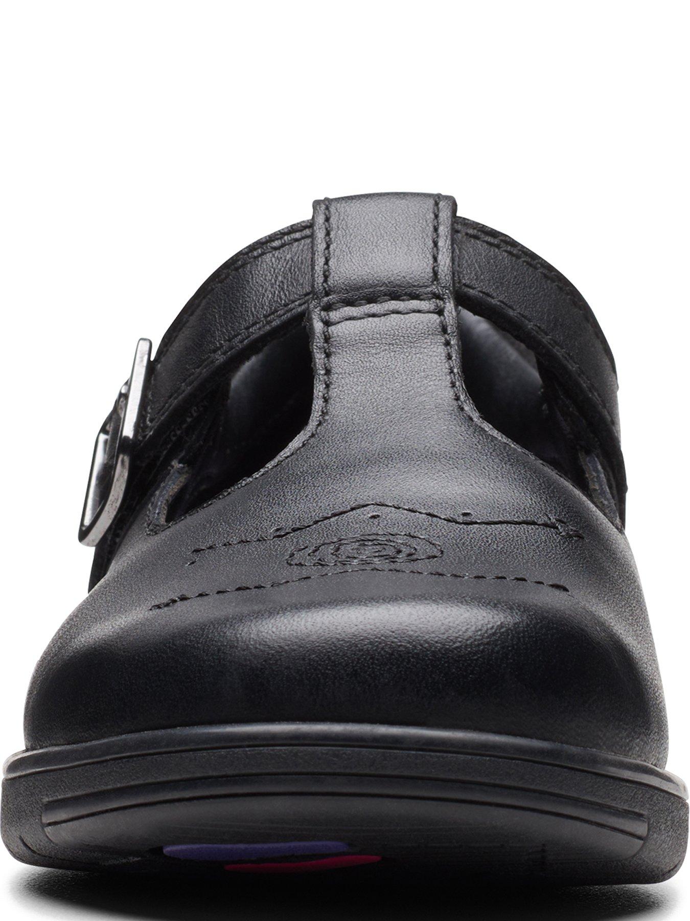 clarks-older-kid-jazzy-tap-school-shoe-blackstillFront