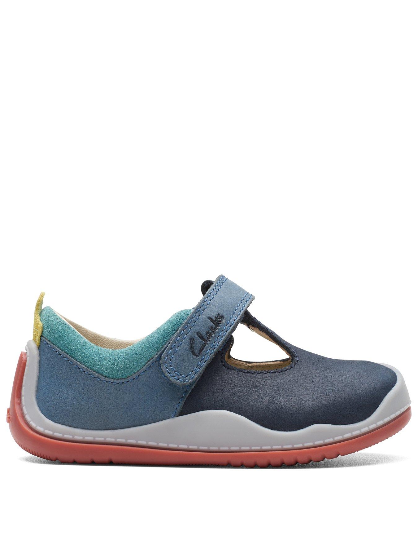 Clarks toddler hot sale shoes ireland