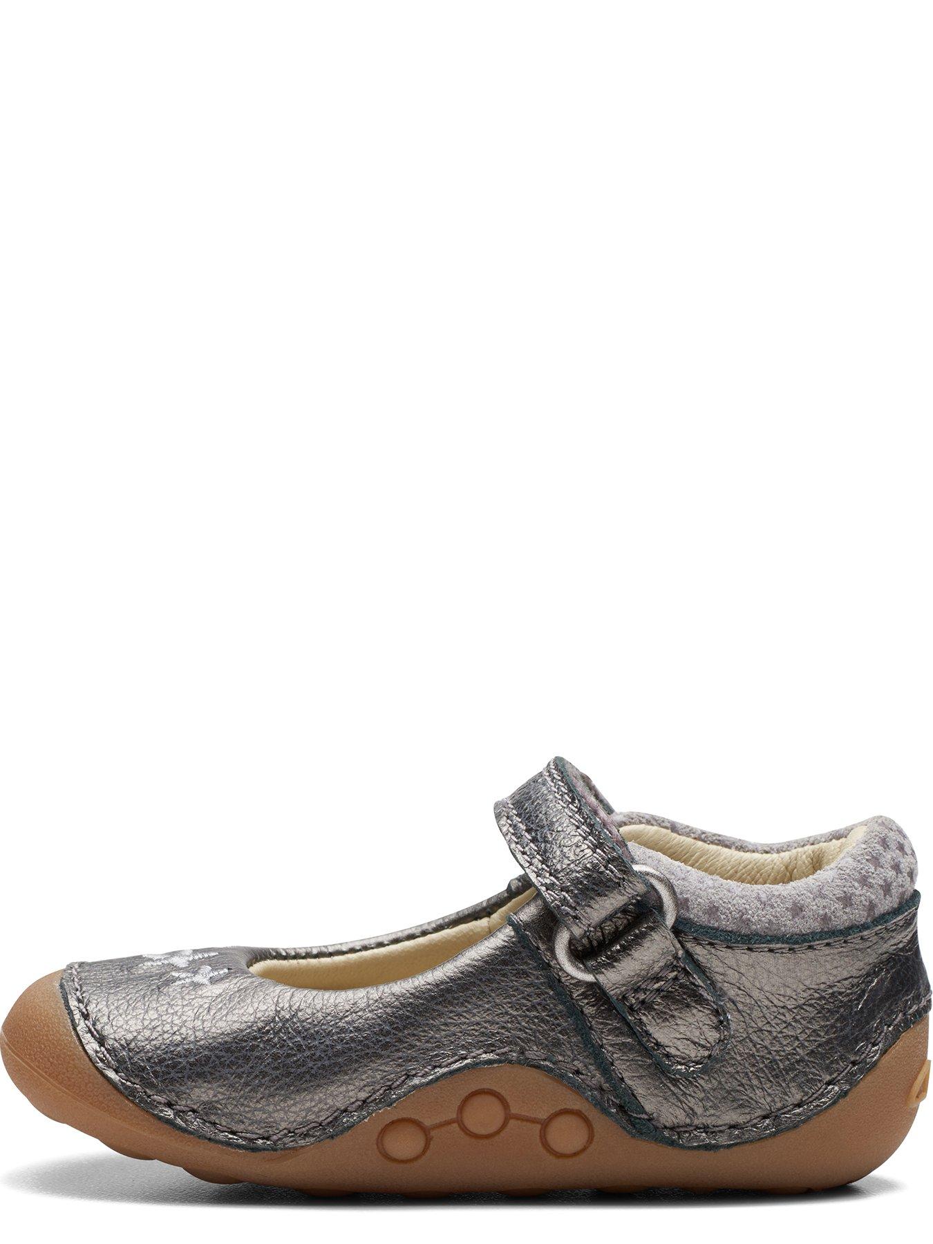 First walker deals shoes clarks