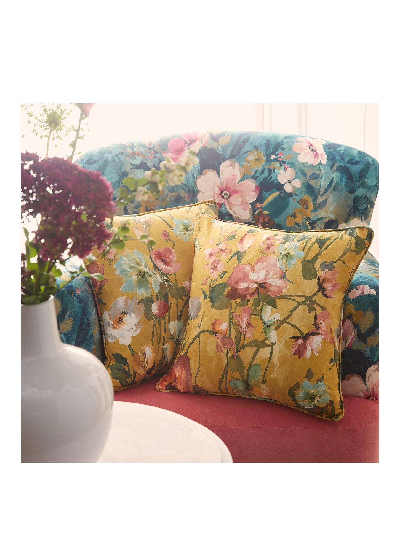 studio-g-meadow-100-cotton-cushion