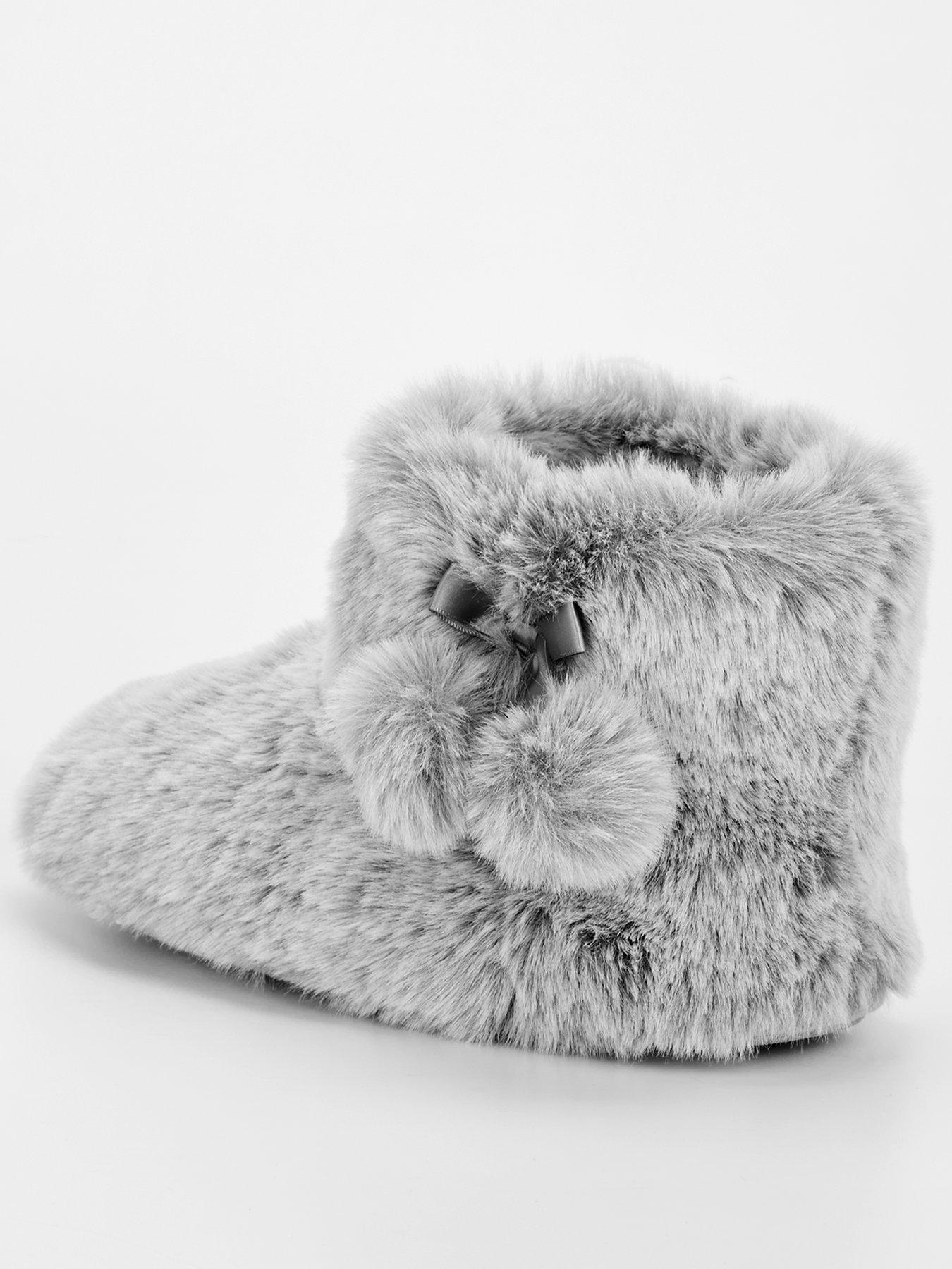 everyday-grey-two-tone-plush-faux-fur-pom-bootback