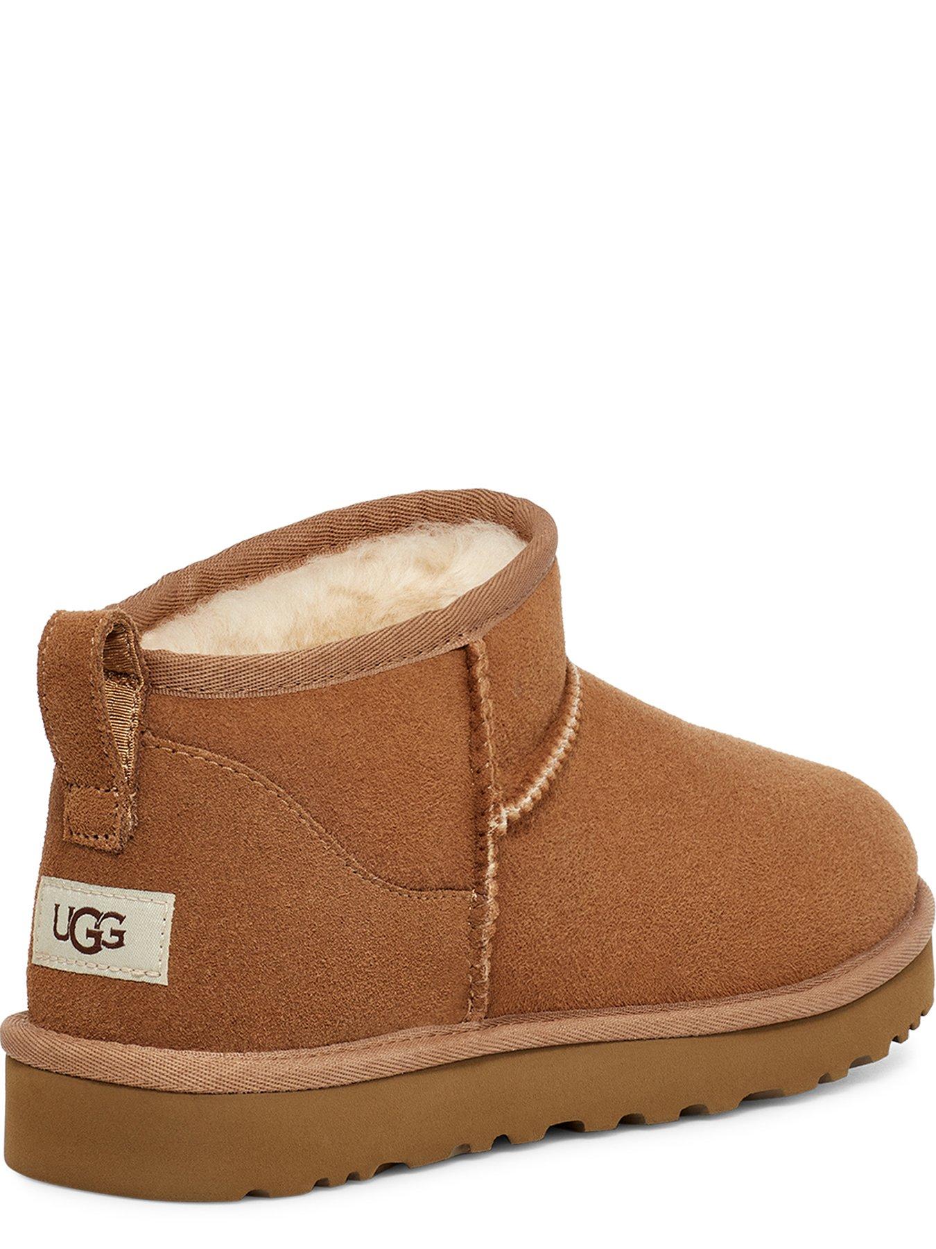 Mid brown ugg discount slippers