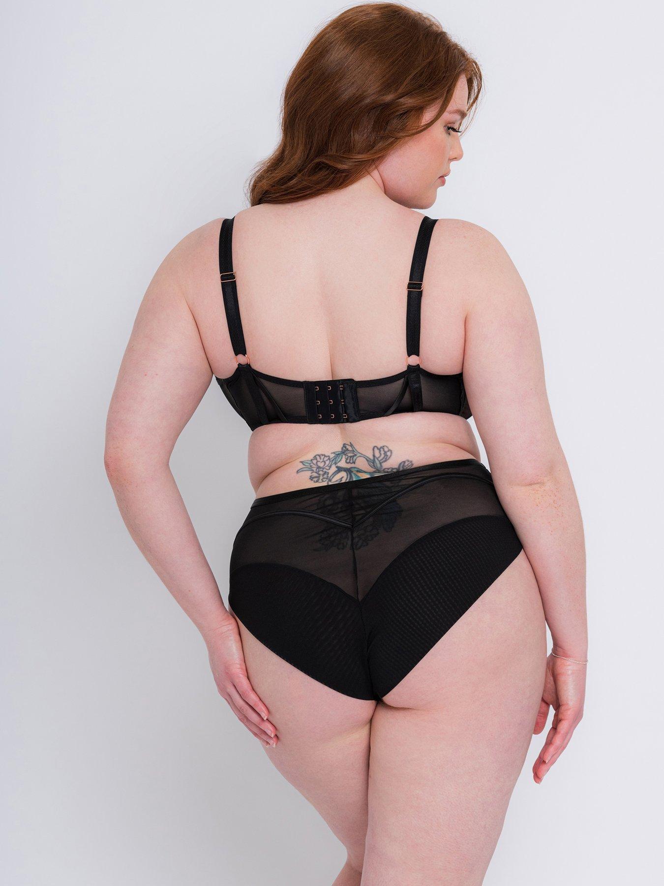 curvy-kate-scantilly-senses-plunge-bra-blackstillFront