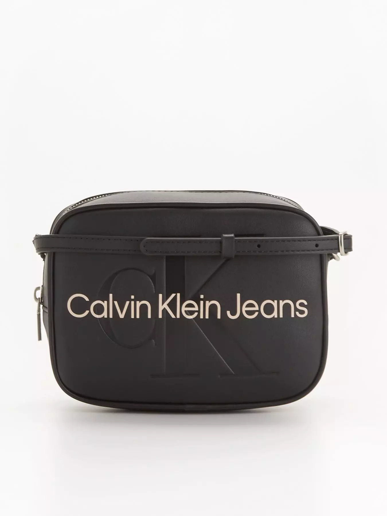 Calvin Klein Jeans cotton monogram logo sculpted camera bag in red - RED