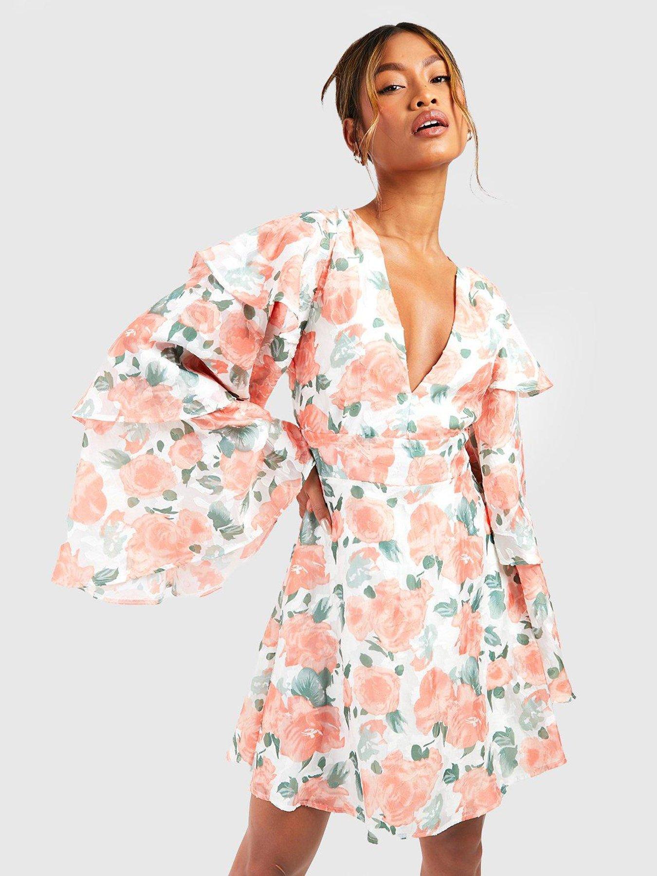 boohoo-floral-chiffon-frill-sleeve-skater-dress-coralfront