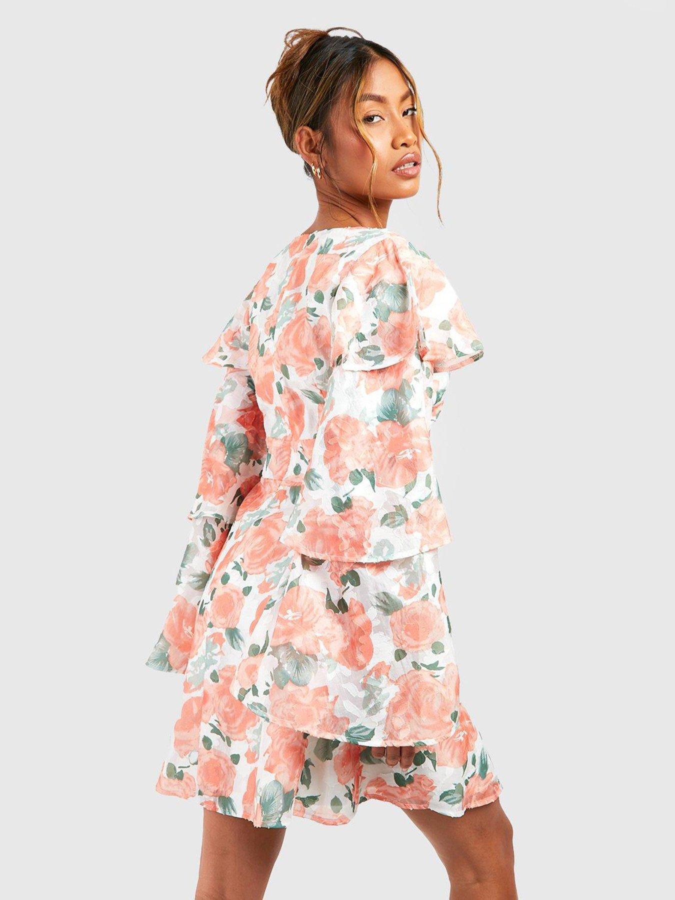 boohoo-floral-chiffon-frill-sleeve-skater-dress-coralstillFront