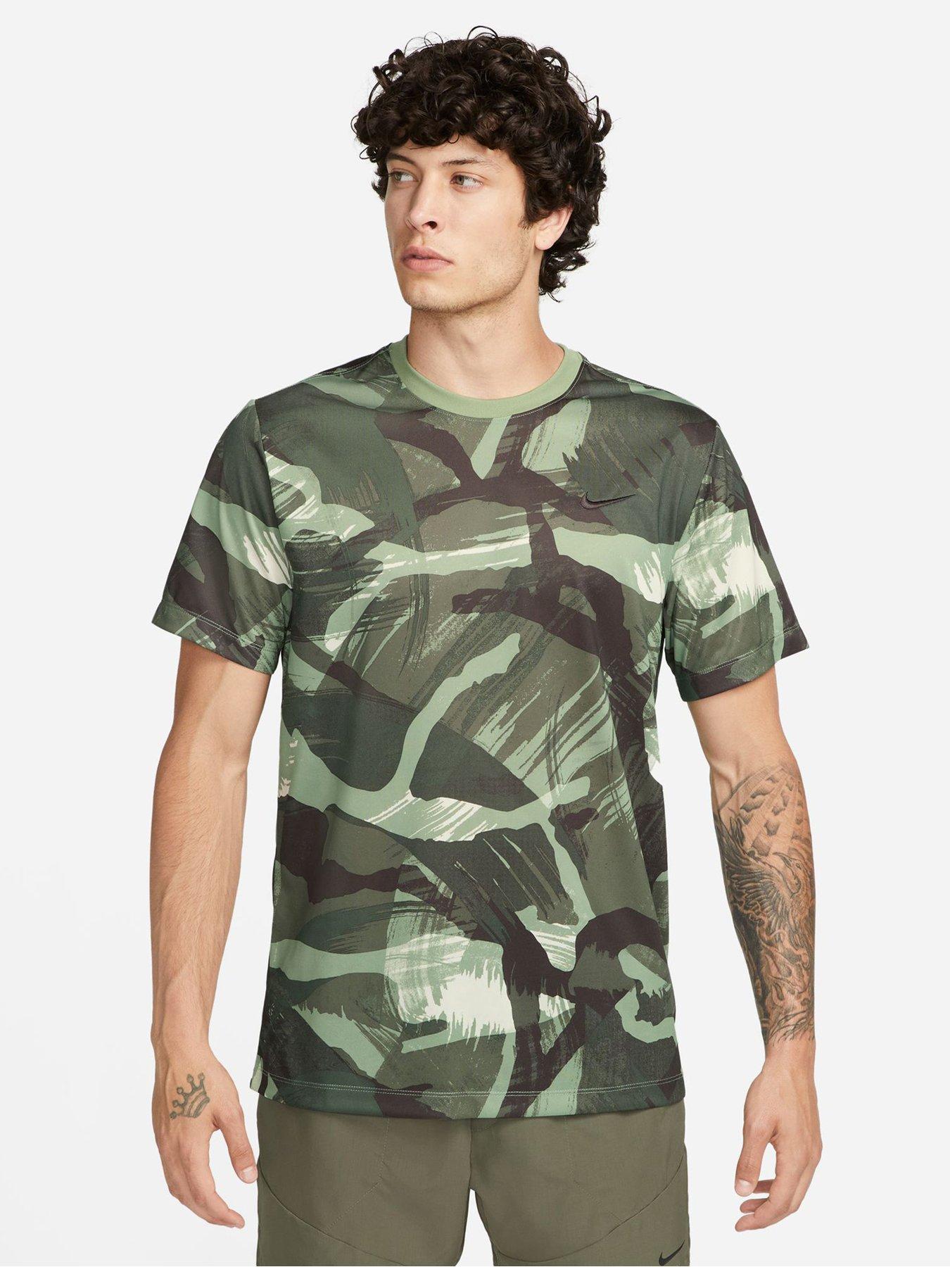 Camouflage t outlet shirt nike