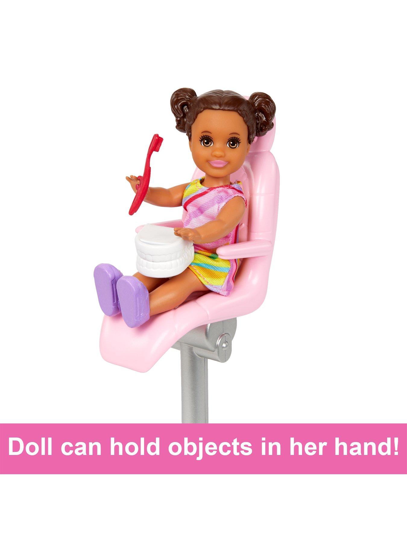 barbie-barbie-careers-dentist-doll-playset-amp-accessoriesdetail