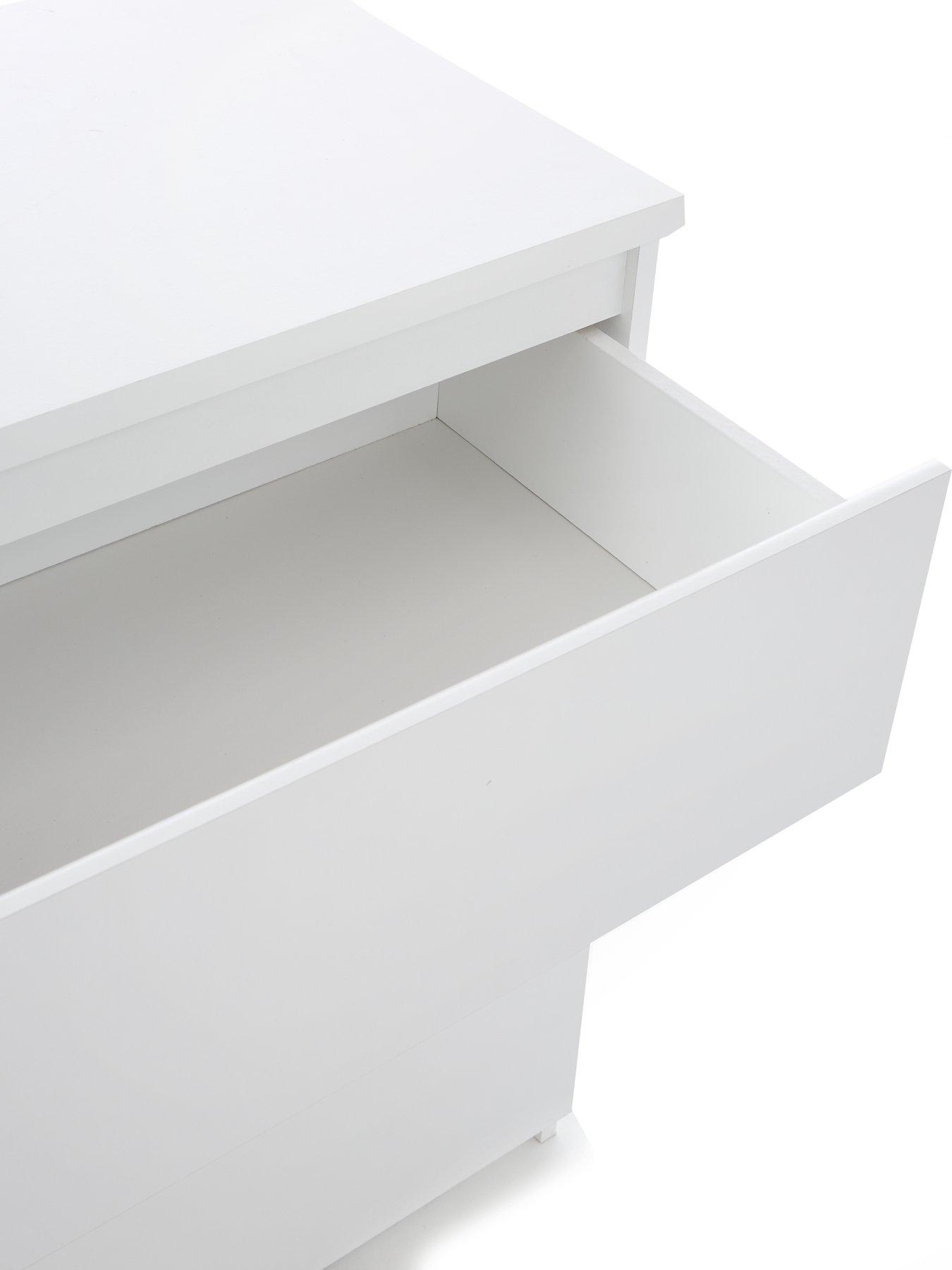 Image 4 of 7 of The Very Collection Lisson 3 Drawer Chest - White&nbsp;- FSC&reg; Certified