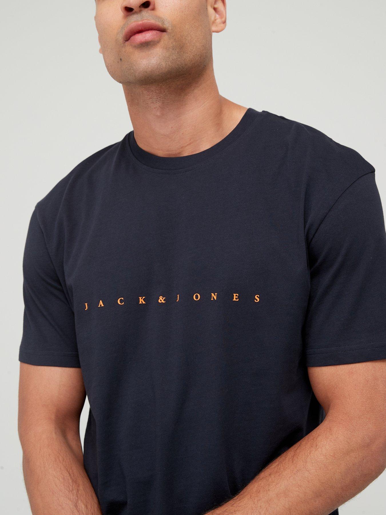 jack-jones-chest-logo-t-shirt-navyoutfit