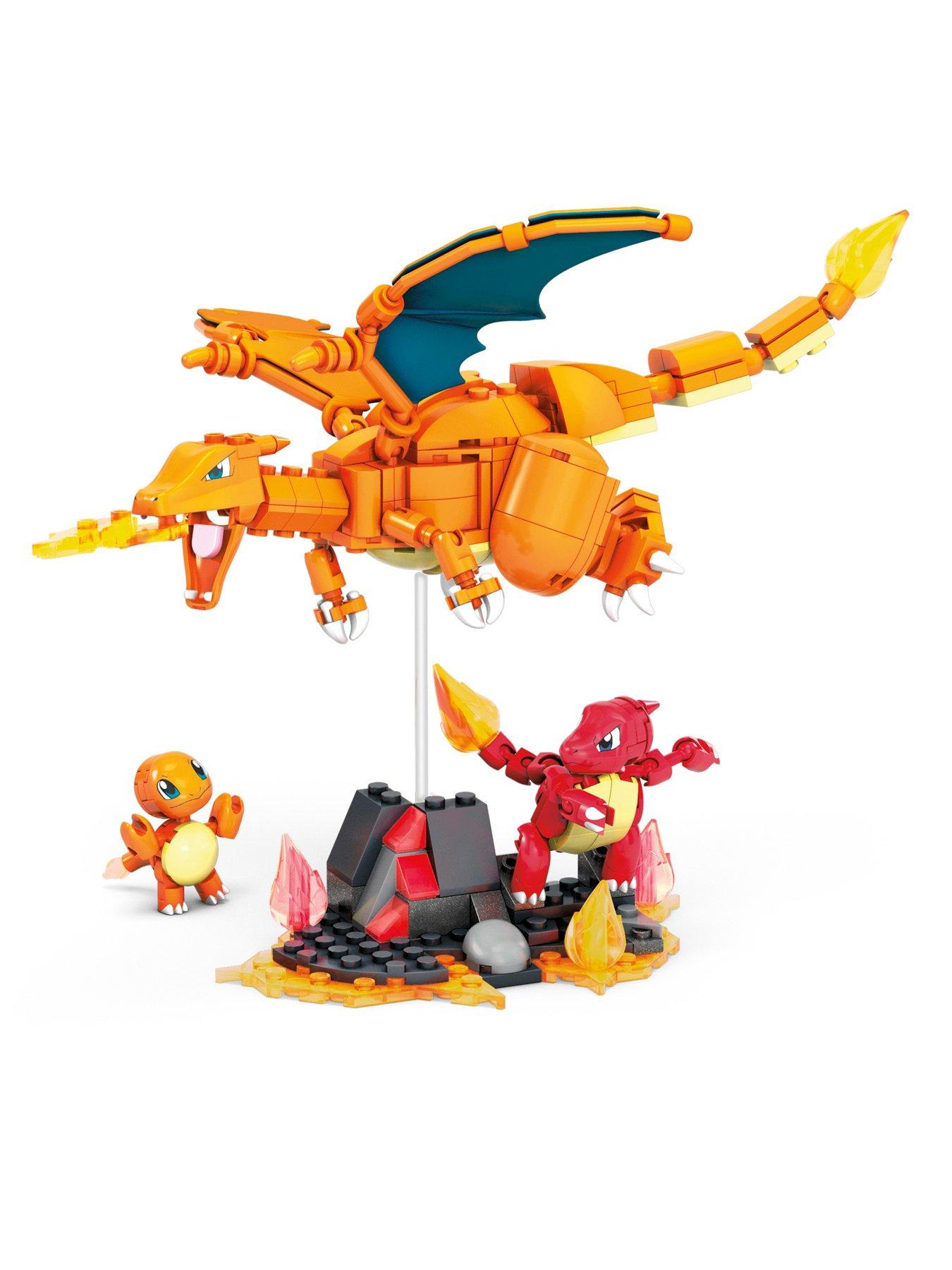 mega-mega-pokemon-building-set-charmander-evolutionoutfit