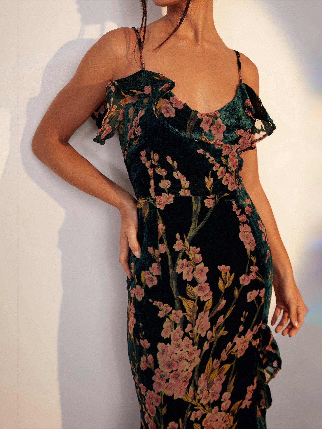 boohoo-floral-strappy-frill-detail-maxi-dress-emeraldoutfit