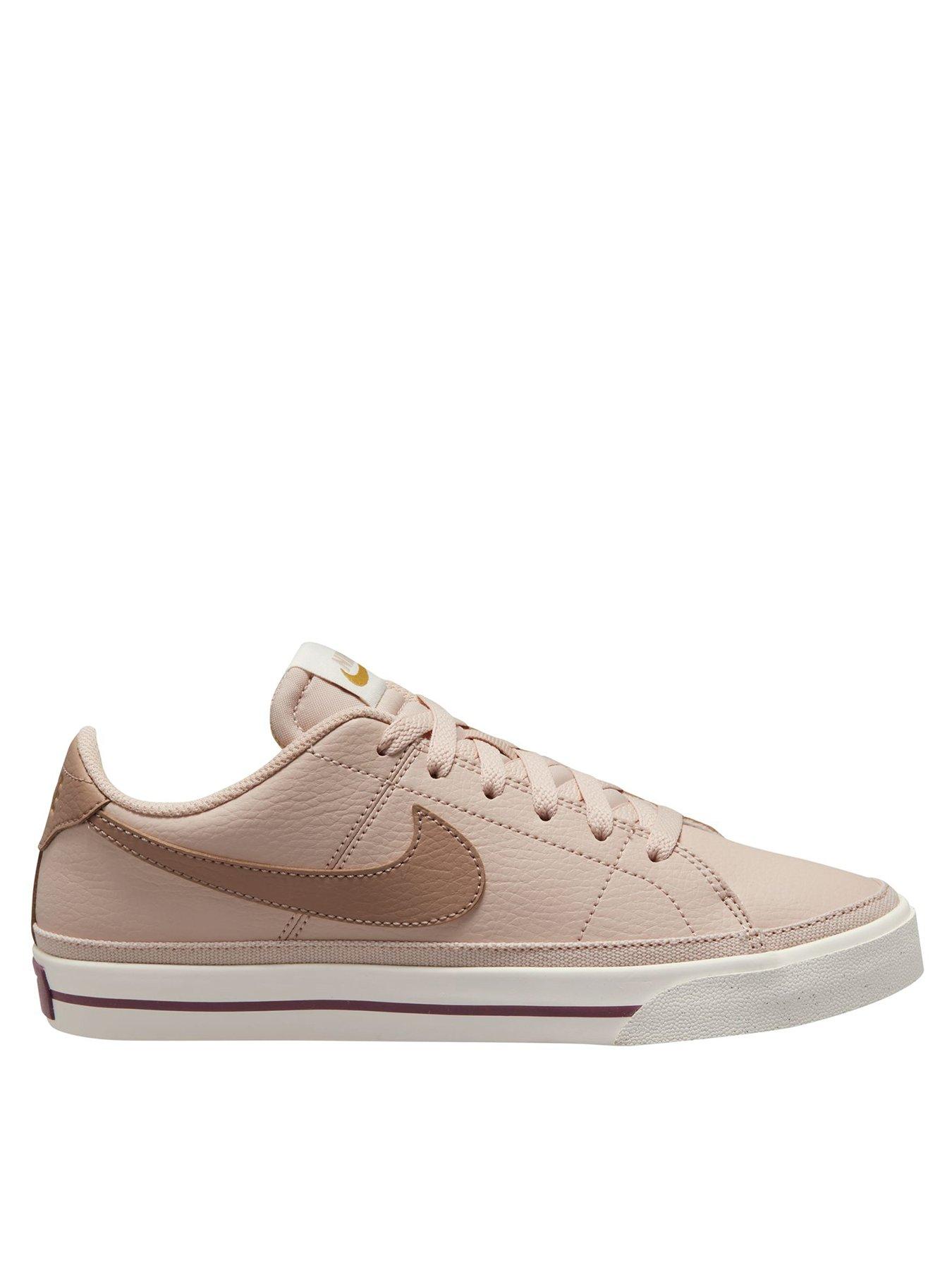 Nike cheap tan trainers