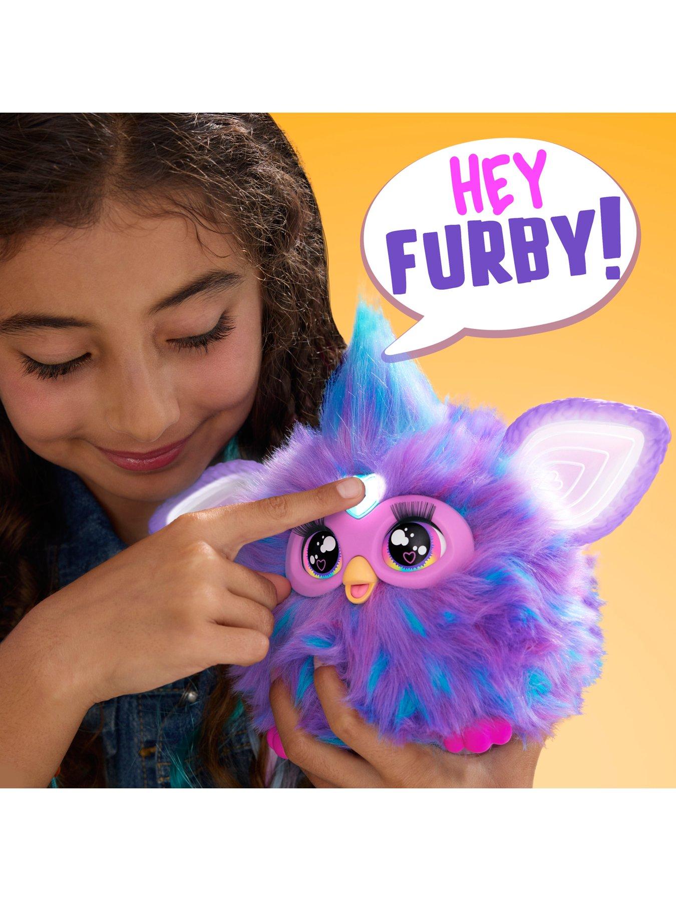 furby-purple-interactive-toydetail