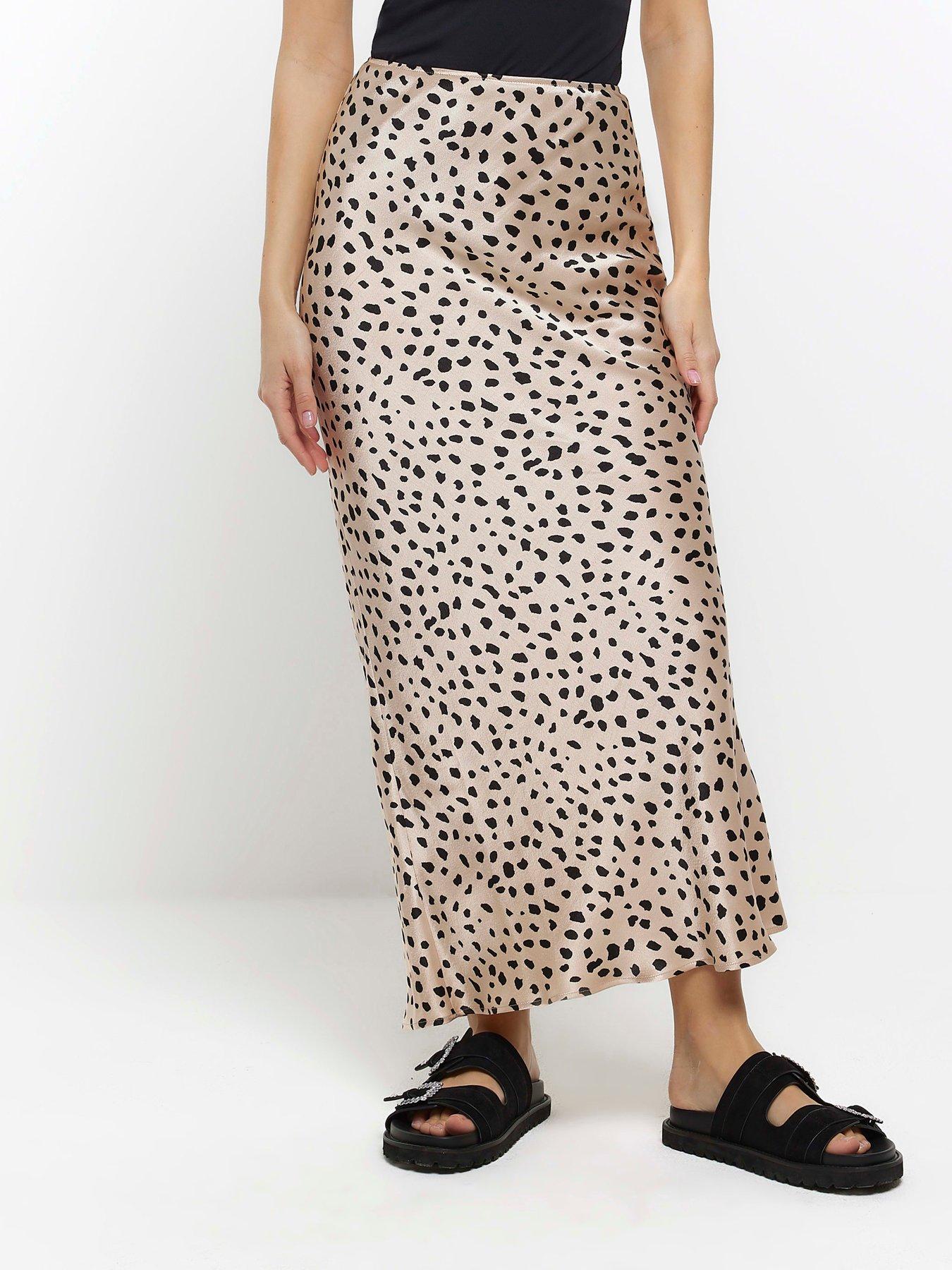 Animal print midi skirt 7 little words hotsell