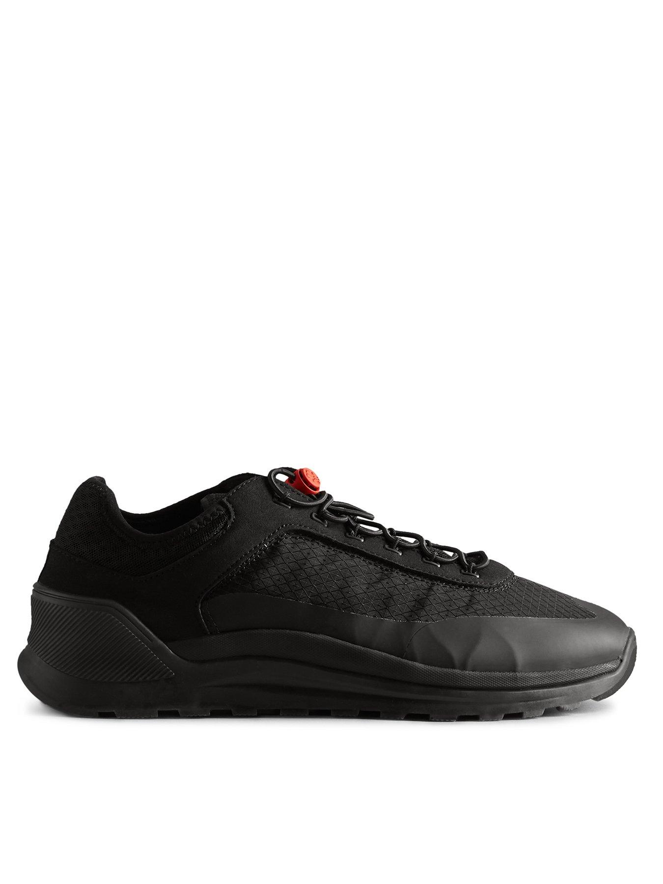 hunter-travel-trainer-black