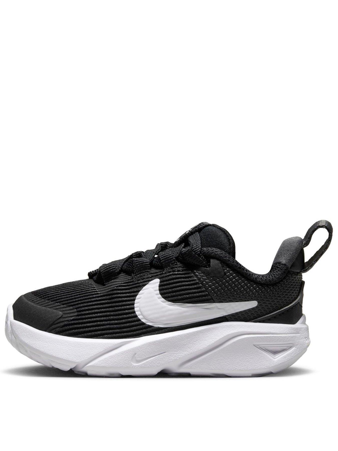 Nike hot sale jammer trainers