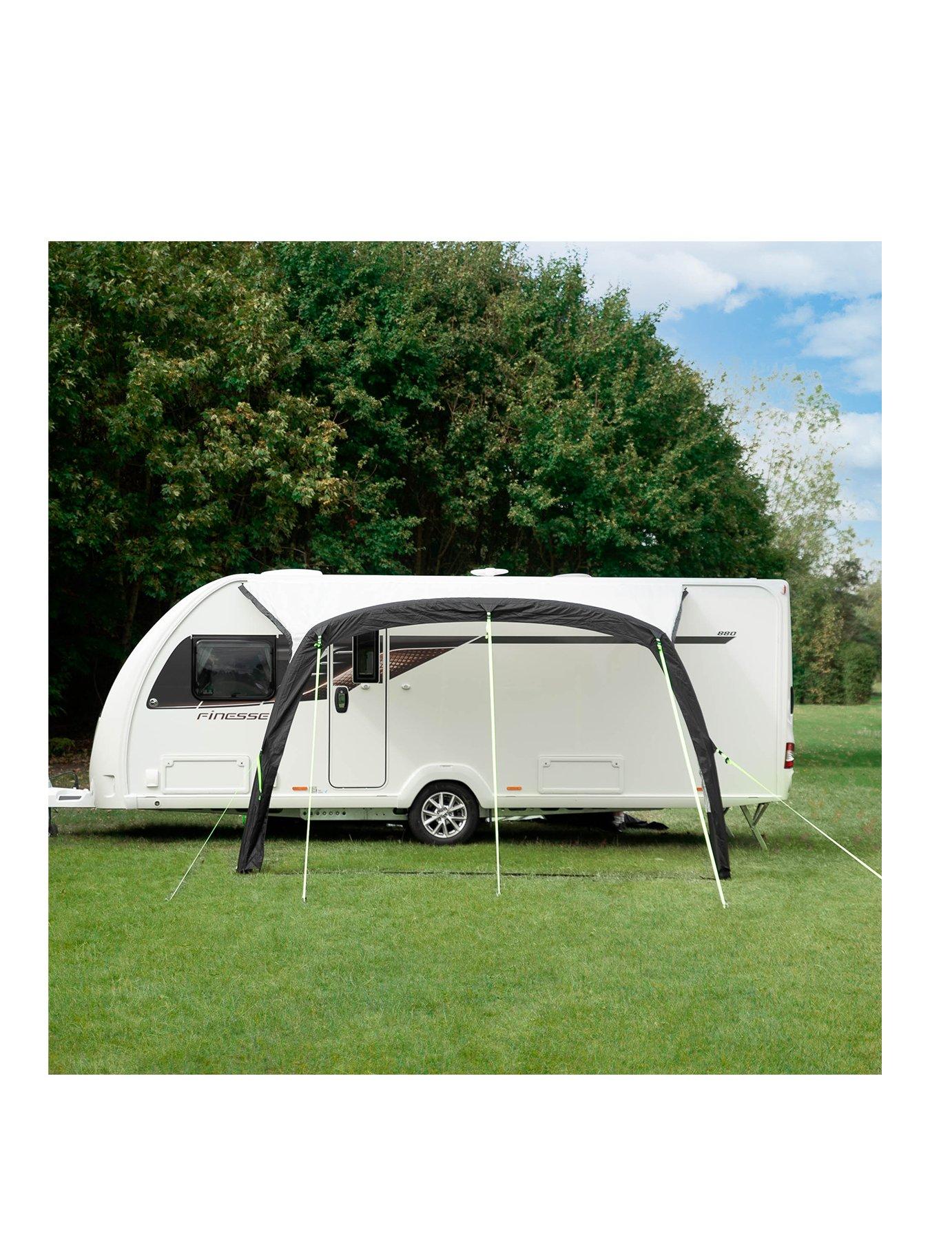 streetwize-accessories-solar-4000-caravan-awningstillFront