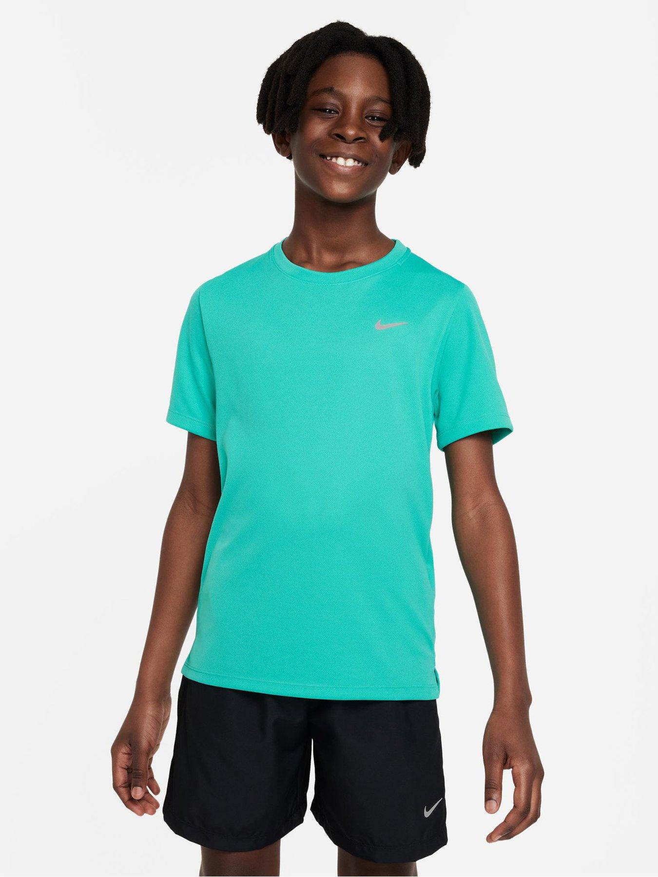 Boys green hot sale nike shirt