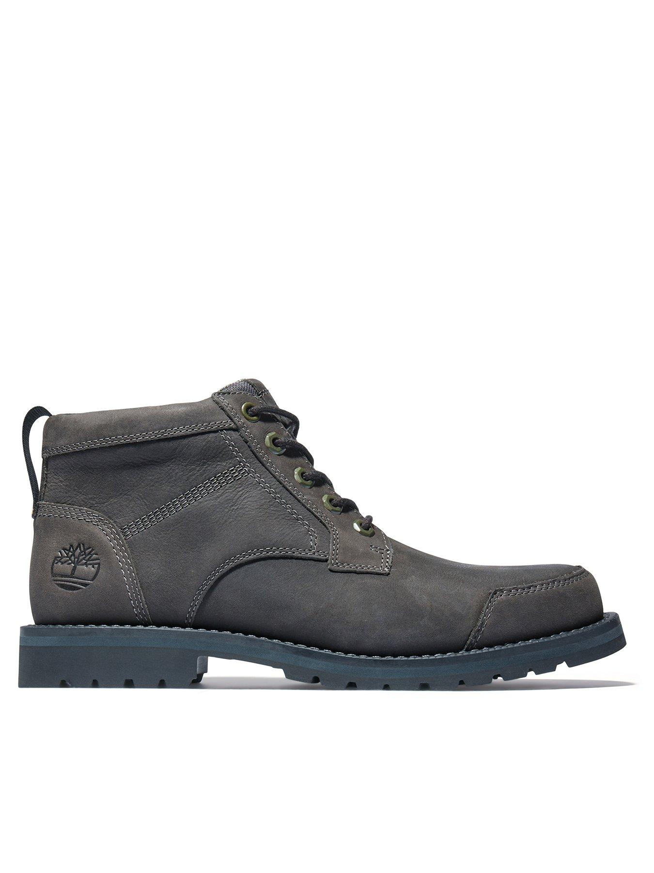 Larchmont best sale chukka boots