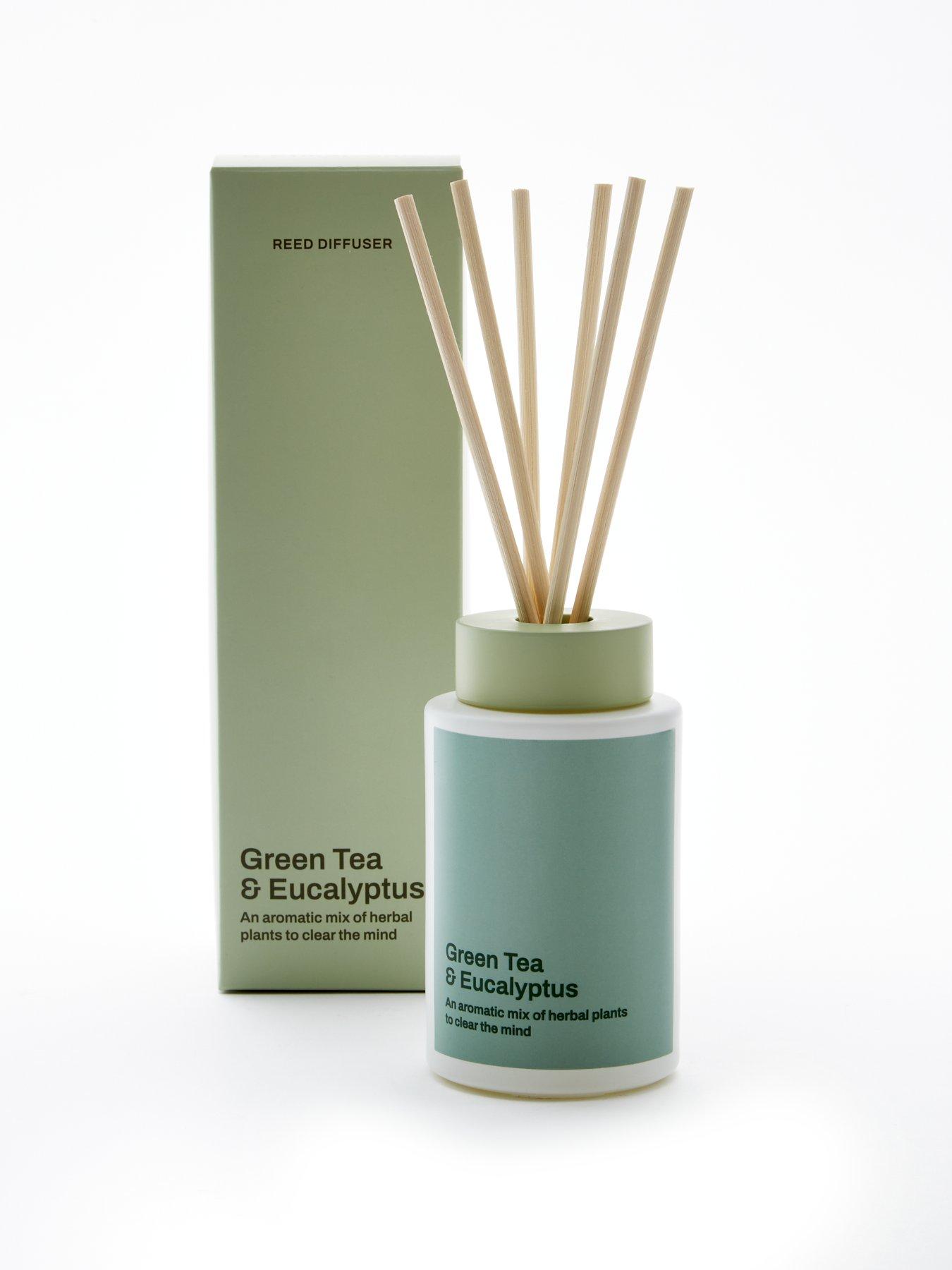 everyday-reed-diffuser-ndash-green-tea-and-eucalyptusstillFront