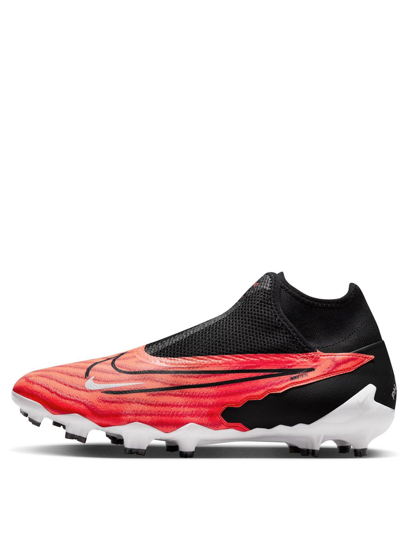 Men's nike phantom outlet soccer cleats