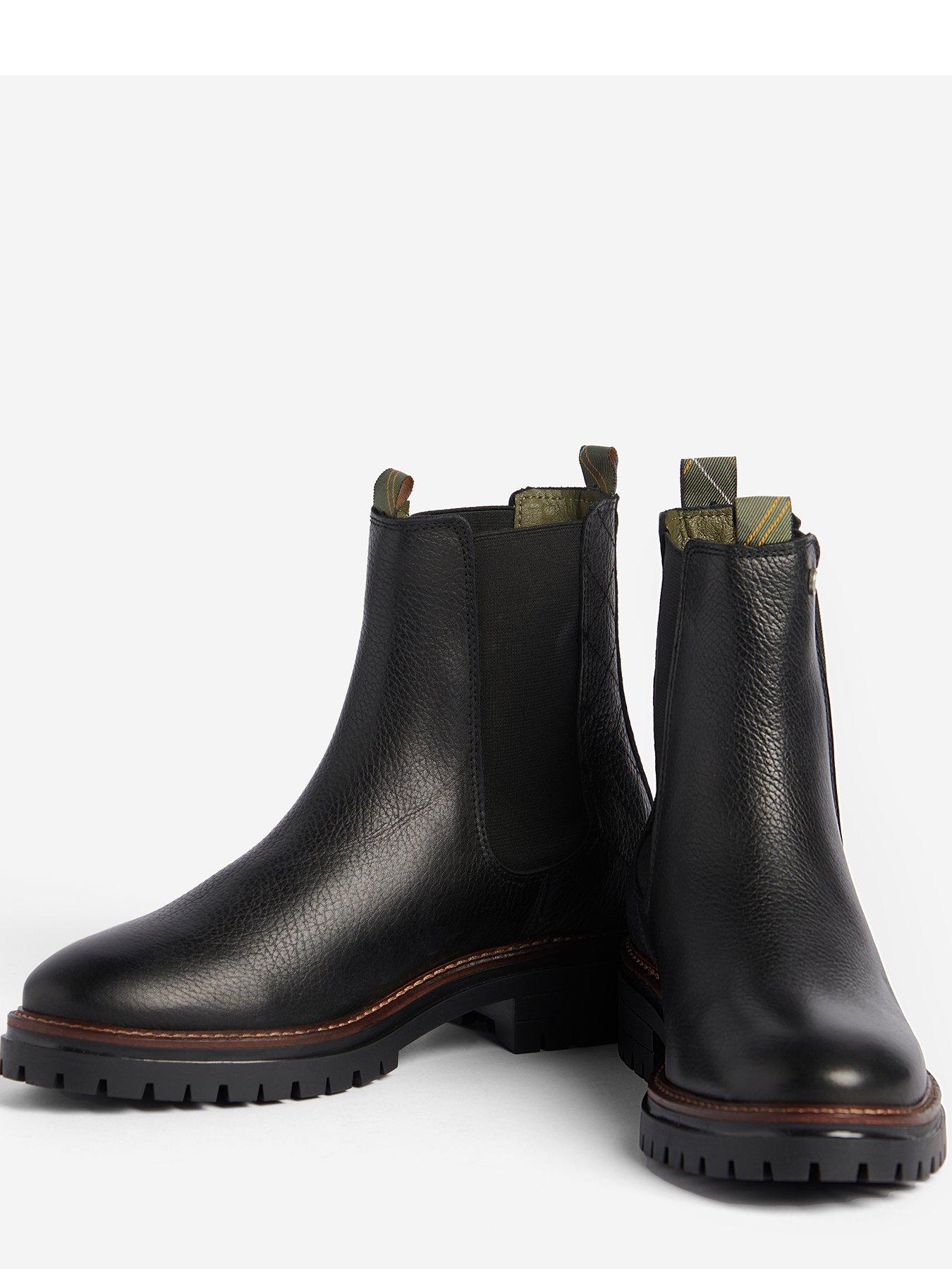 barbour-barbour-evie-leather-chelsea-boot-blackoutfit