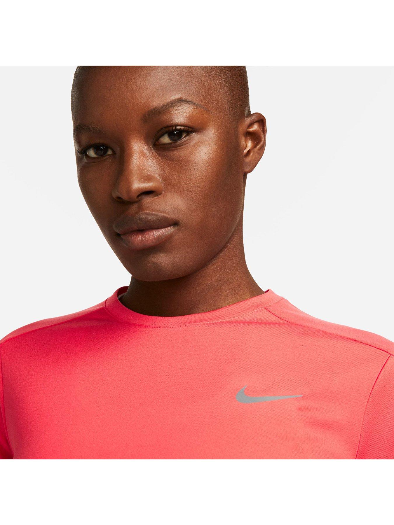 nike-dri-fitnbsppacer-crew-neck-bright-orangeoutfit