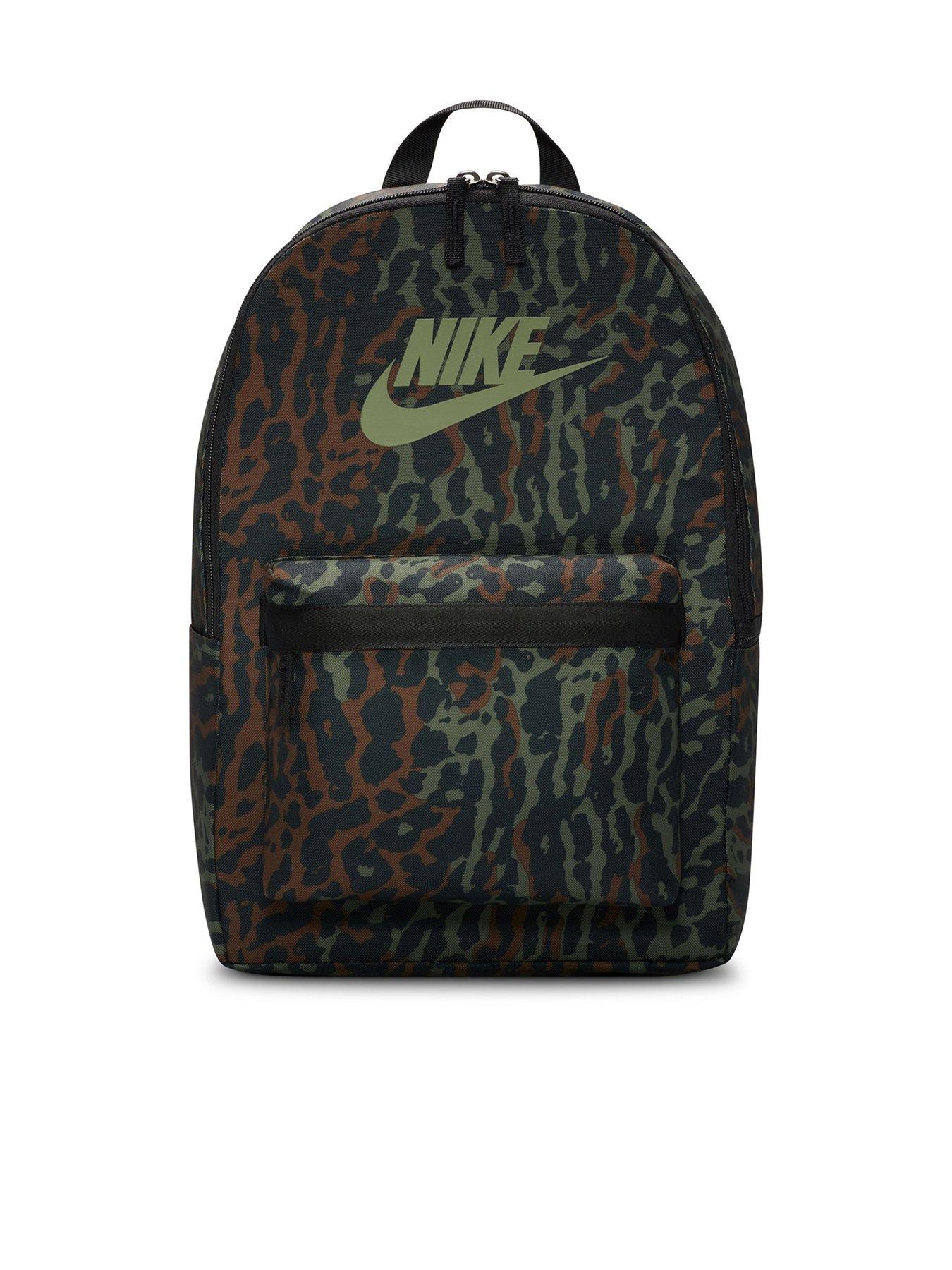 Nike best sale leopard bag