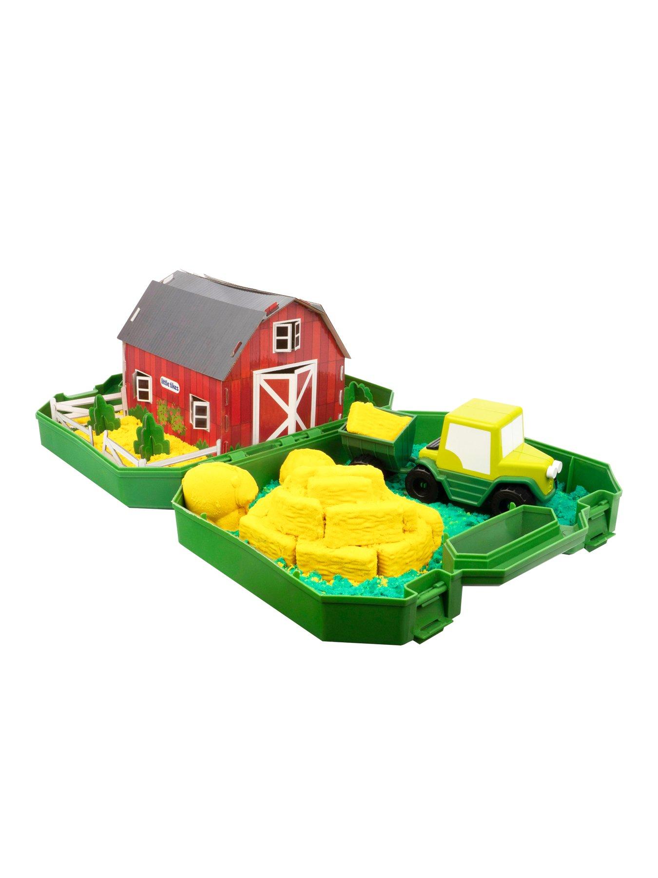 little-tikes-farmyard-setdetail