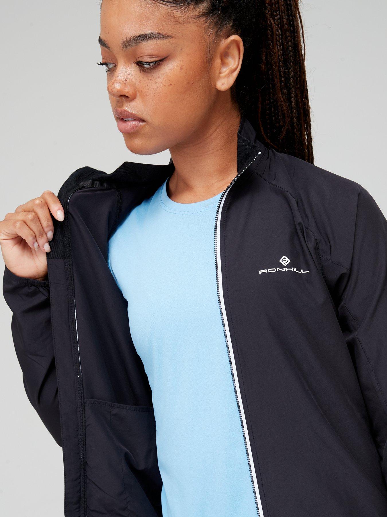 ronhill-womens-core-jacket--blackdetail