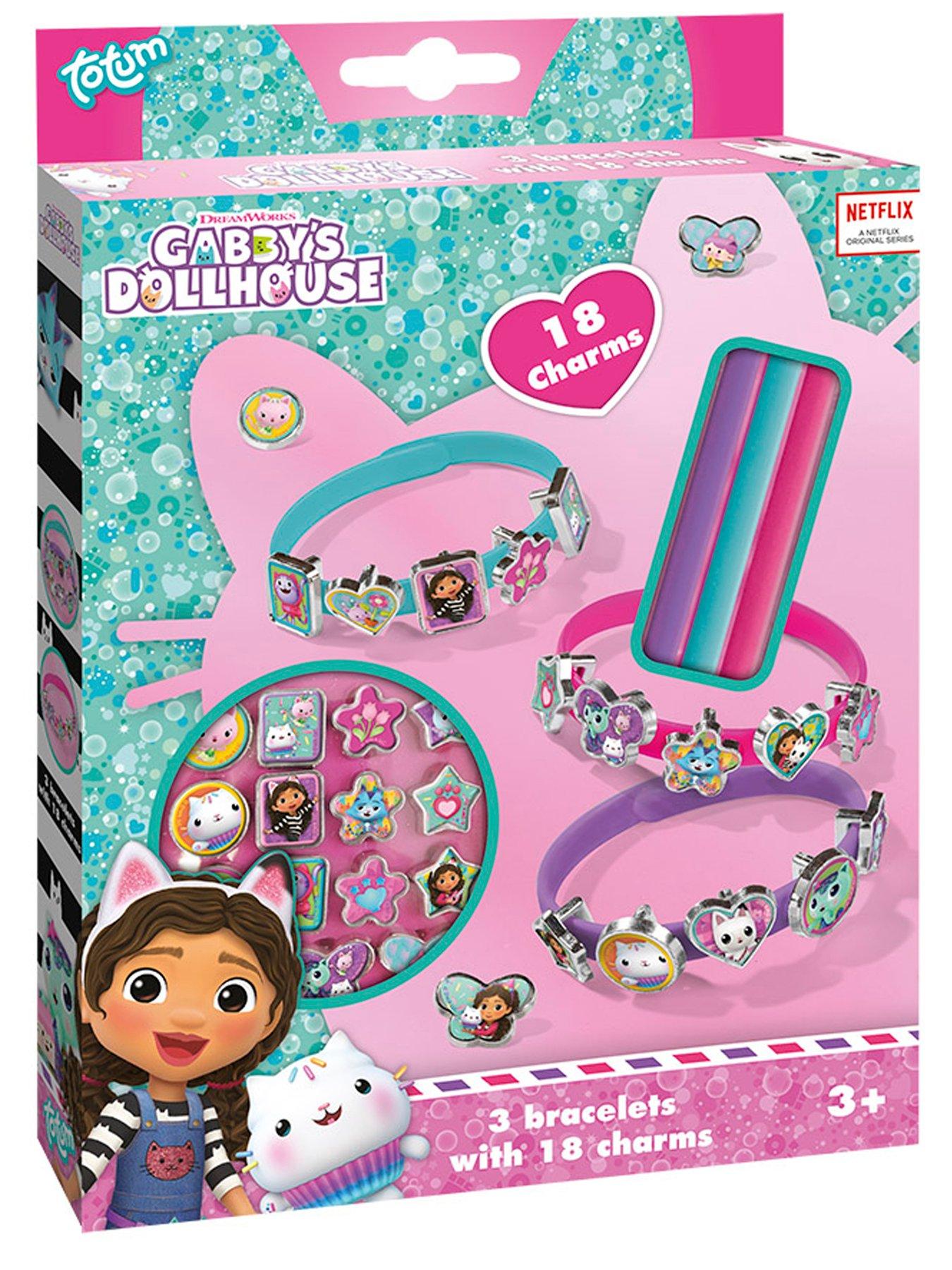 Gabby's Dollhouse 18 Charms and 3 Bracelets