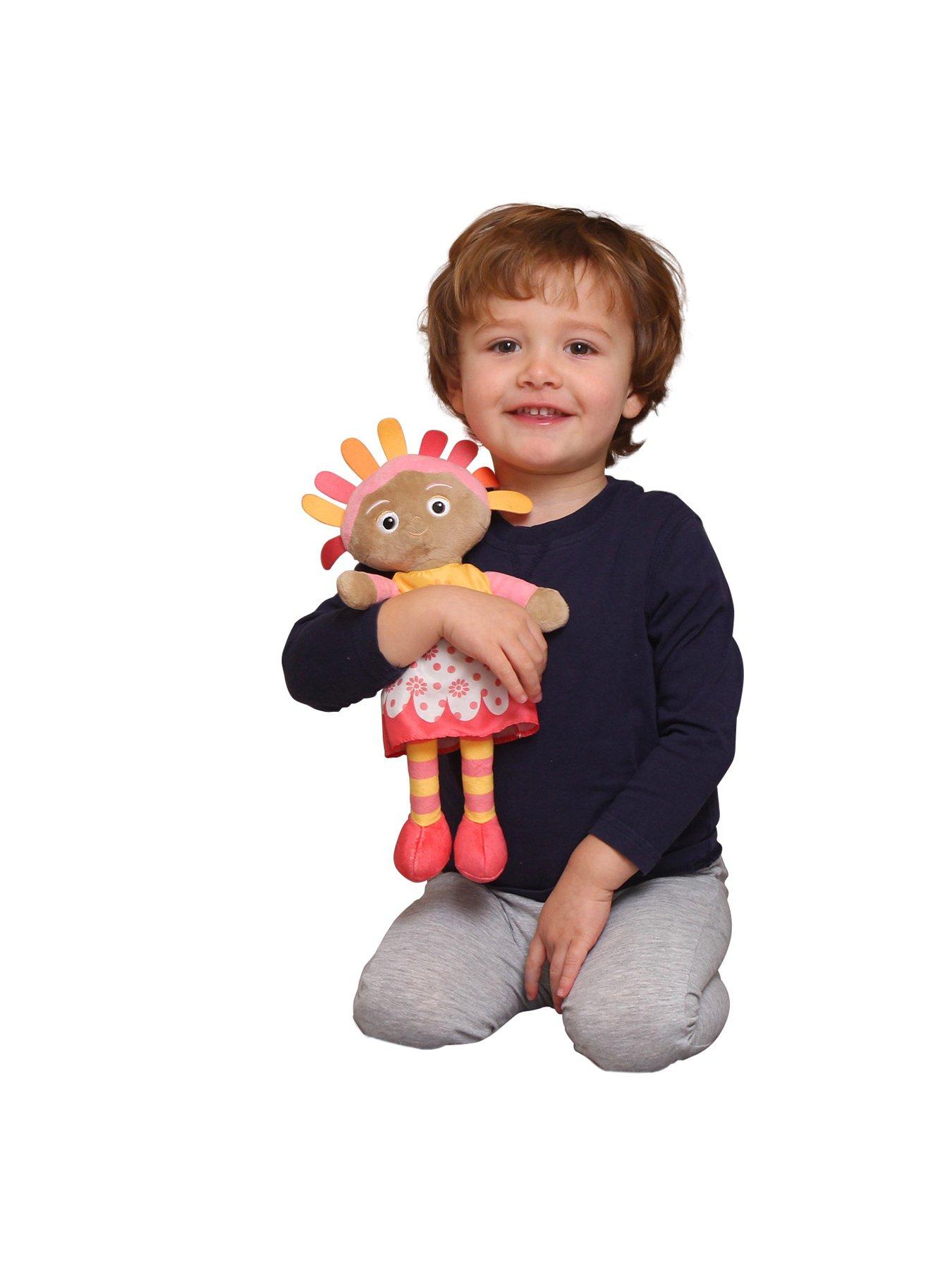 Image 6 of 6 of In The Night Garden In the Night Garden Upsy Daisy Talking Soft Toy