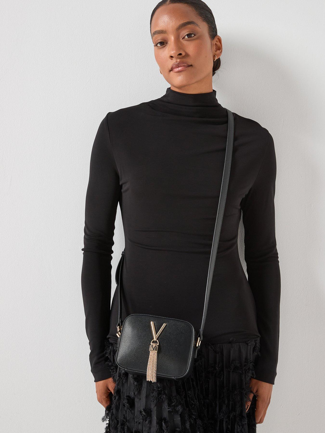 valentino-divina-camera-bag-nerogoldstillFront