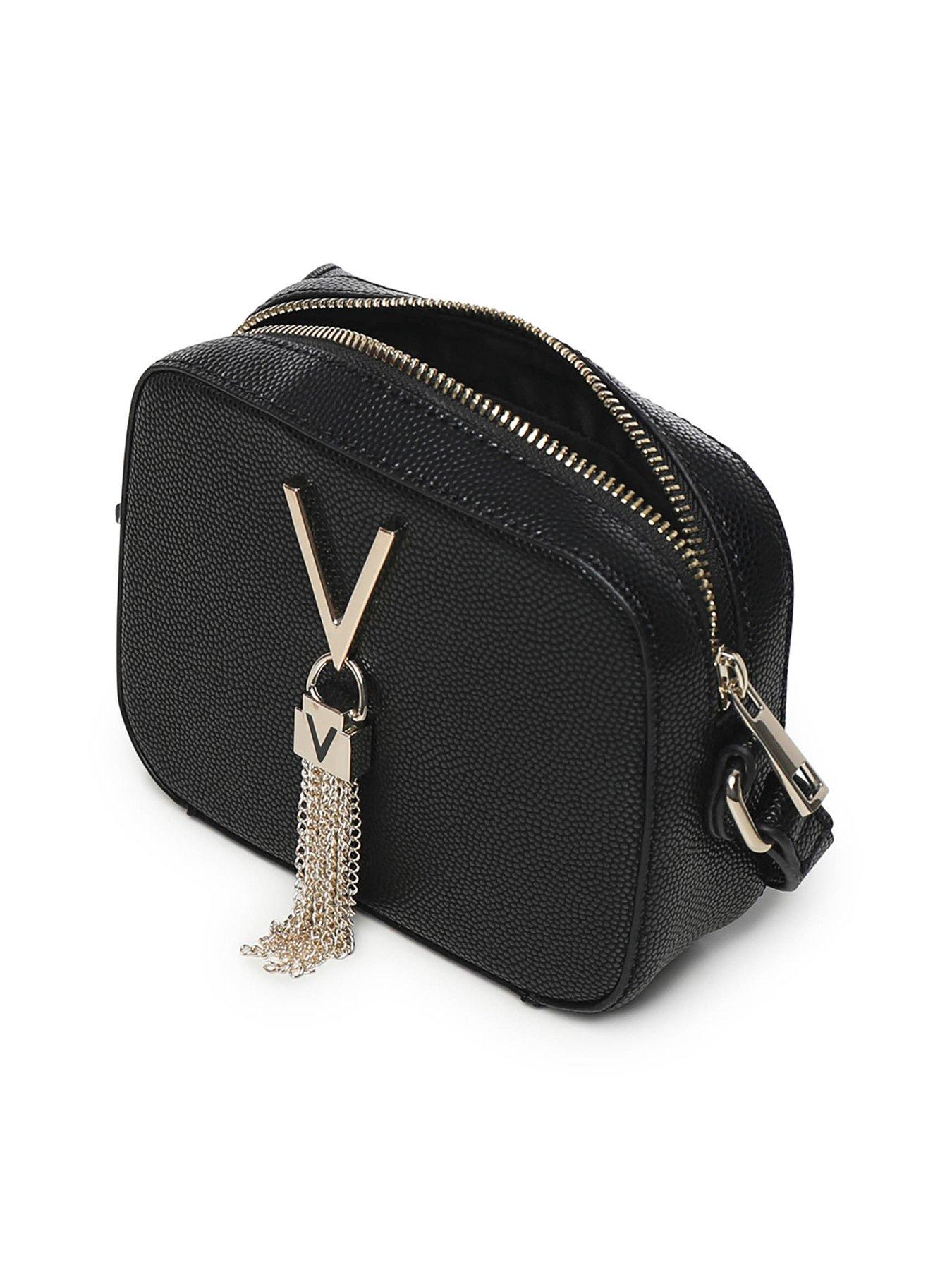 valentino-divina-camera-bag-nerogolddetail