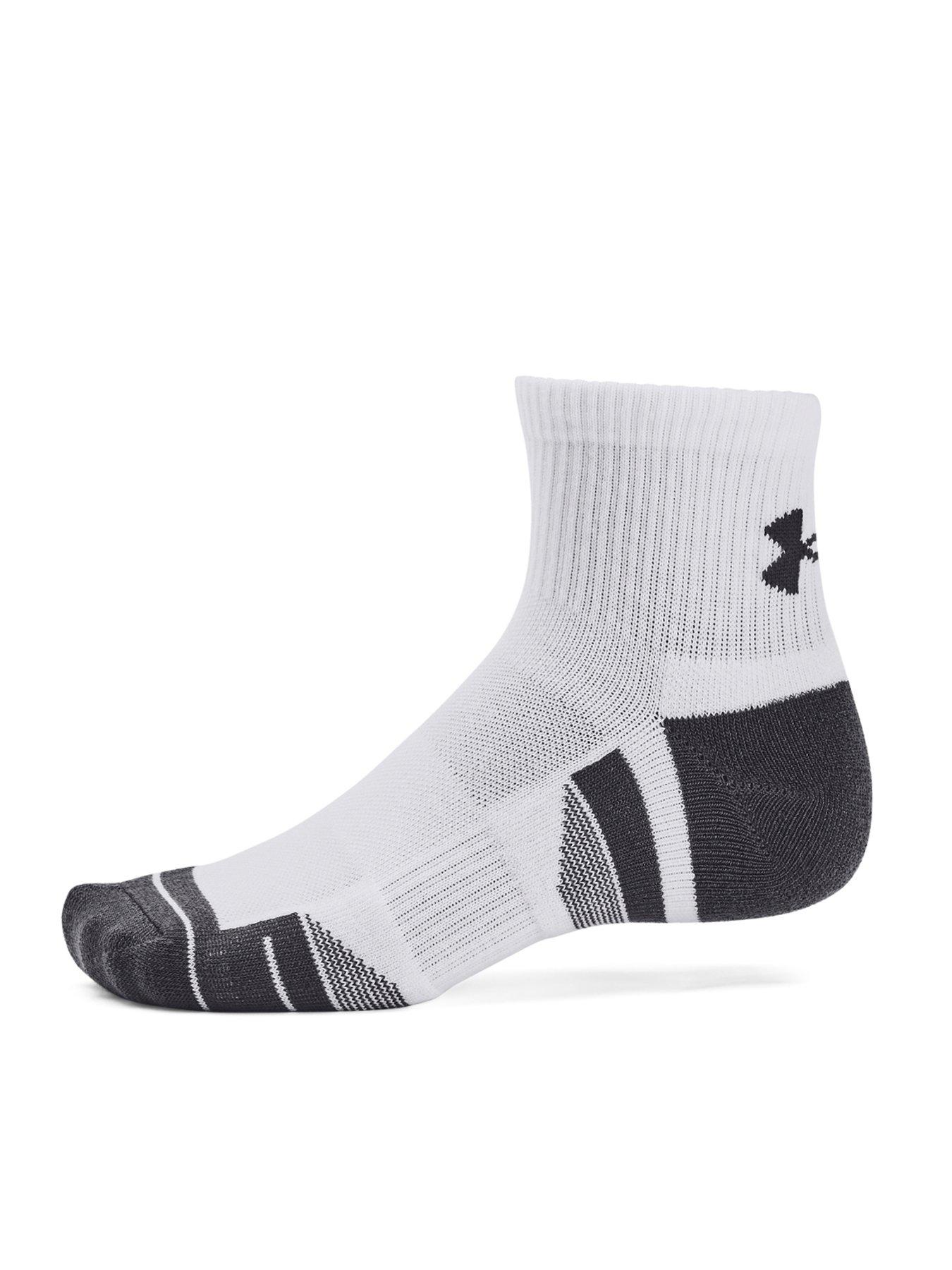 under-armour-3-pack-ofnbsptraining-performance-technbspquarter-socks-whitestillFront